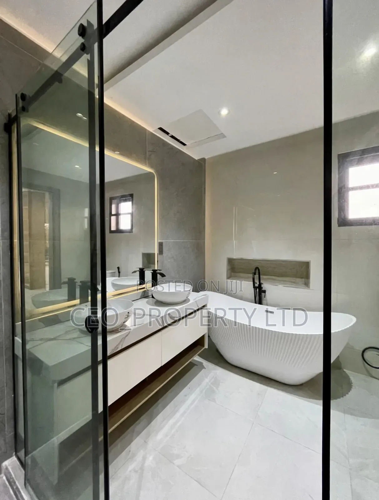 Furnished 5bdrm Duplex in Royal Garden Estate, VGC / Ajah for sale