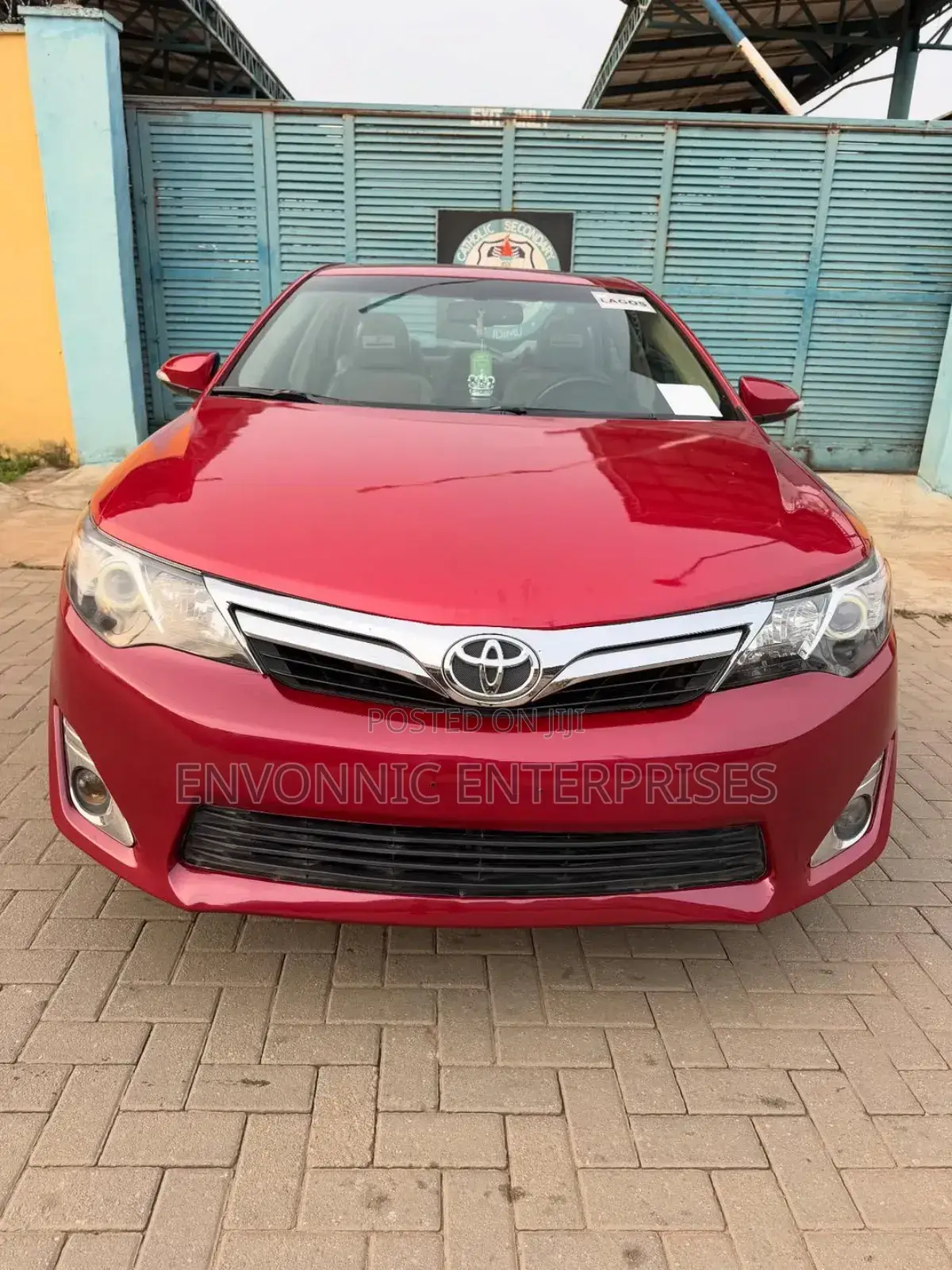 Toyota Camry LE 4dr Sedan (2.5L 4cyl 6A) 2013 Red