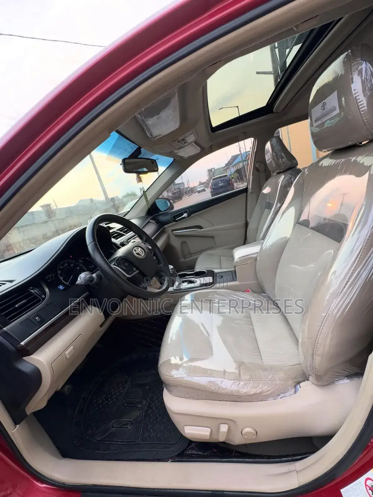 Toyota Camry LE 4dr Sedan (2.5L 4cyl 6A) 2013 Red