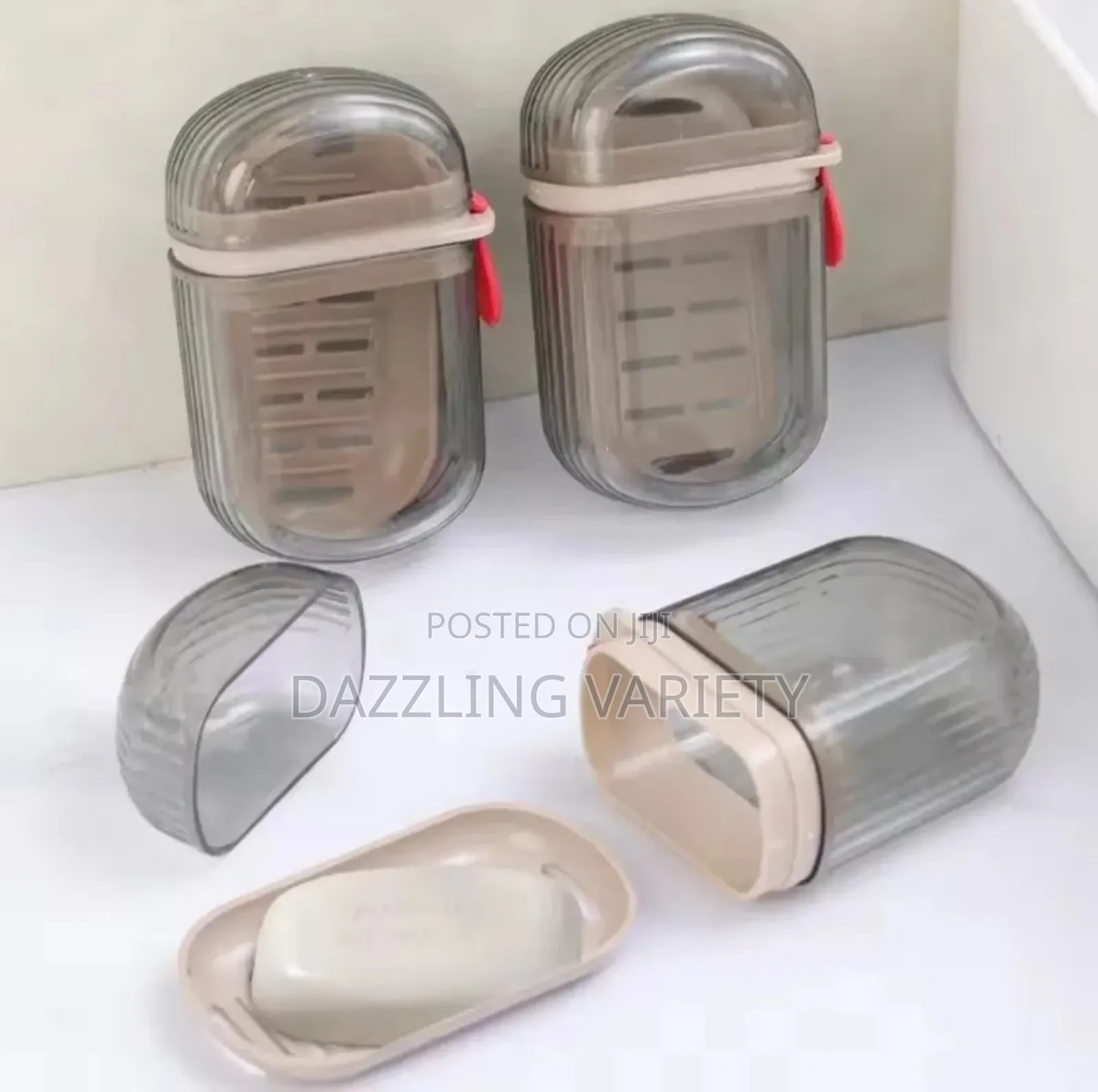 Portable Soap Case With Draining Tray