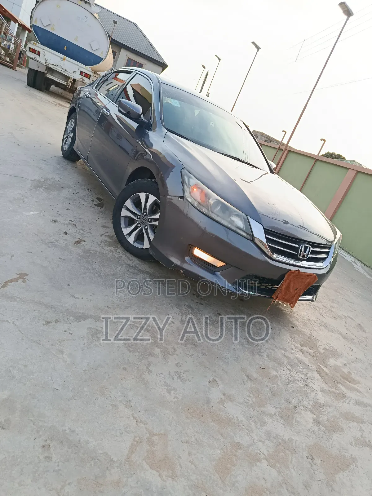 Honda Accord LX 4dr Sedan (2.4L 4cyl CVT) 2015 Gray