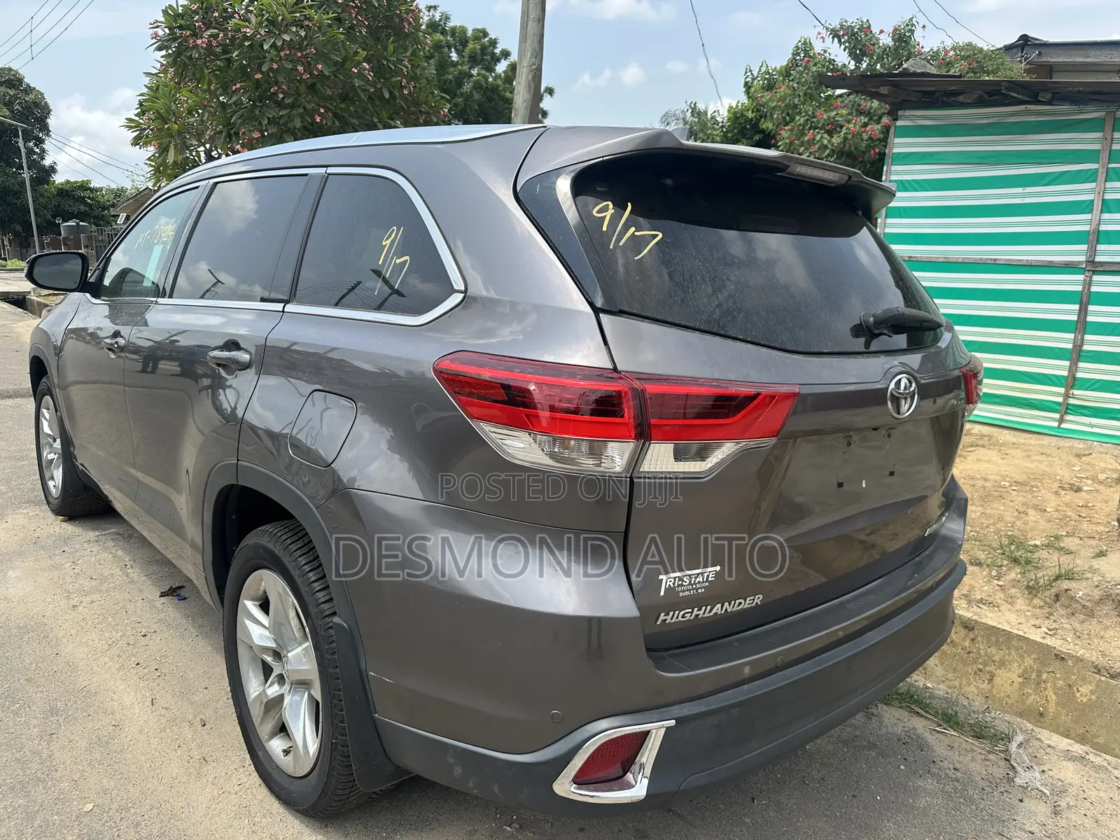 Toyota Highlander Limited 4dr SUV (3.5L 6cyl 6A) 2015 Brown