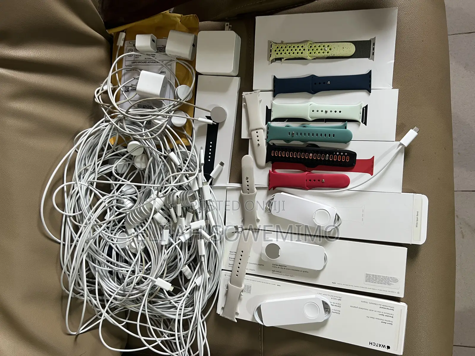 Apple Watch Straps and Charger 65pieces Available