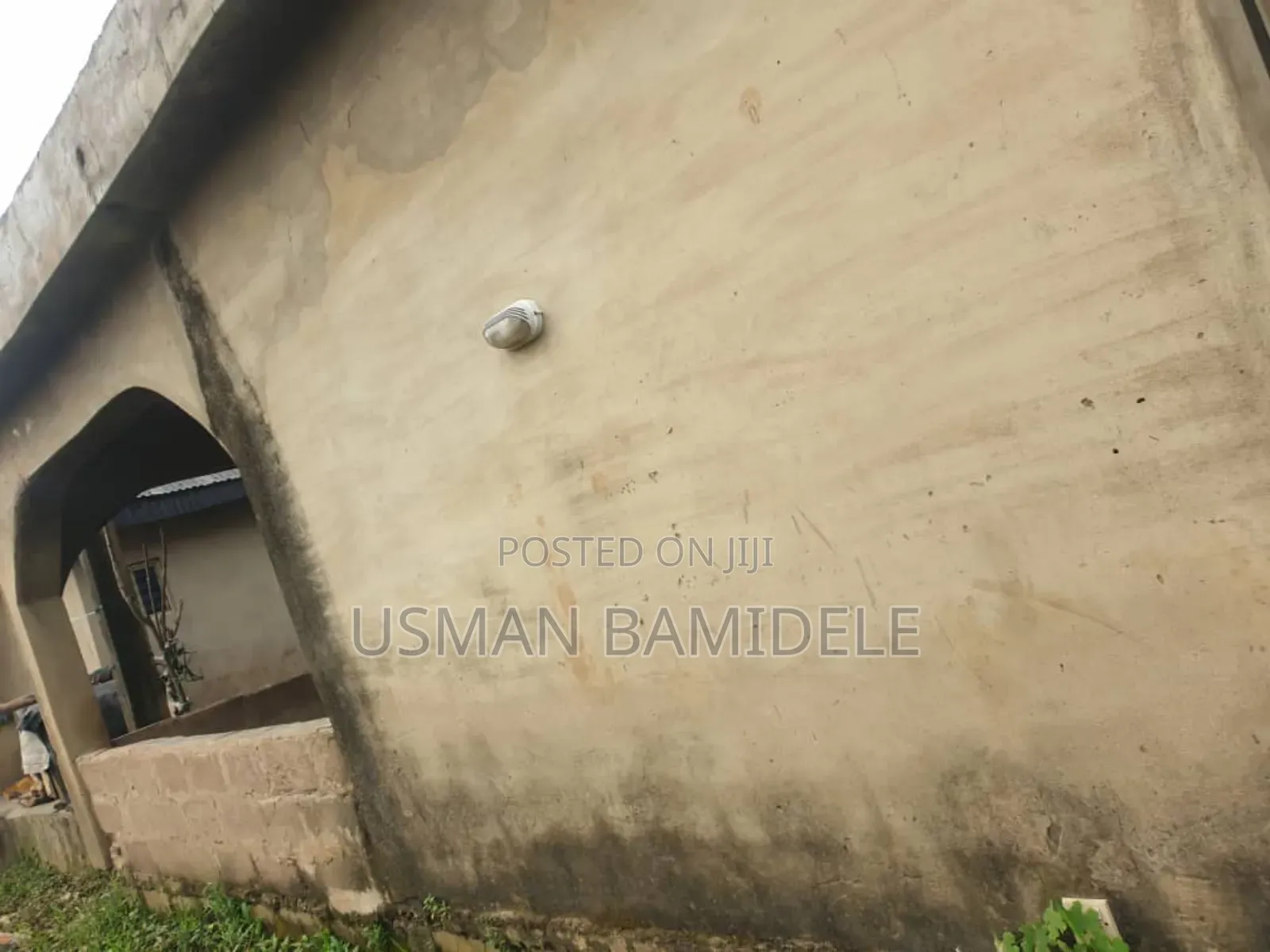 3bdrm Mansion in Olomore, Abeokuta North for sale