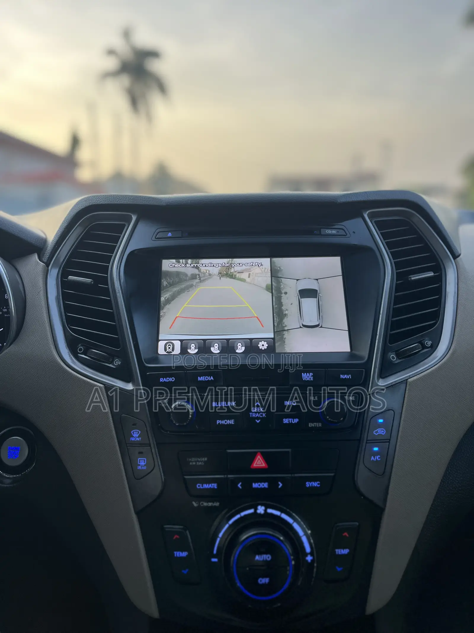 Hyundai Santa Fe SE Ultimate AWD 2018 White