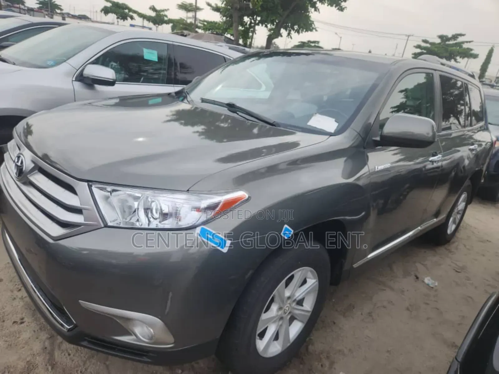 Toyota Highlander Limited 3.5l 4WD 2013 Green