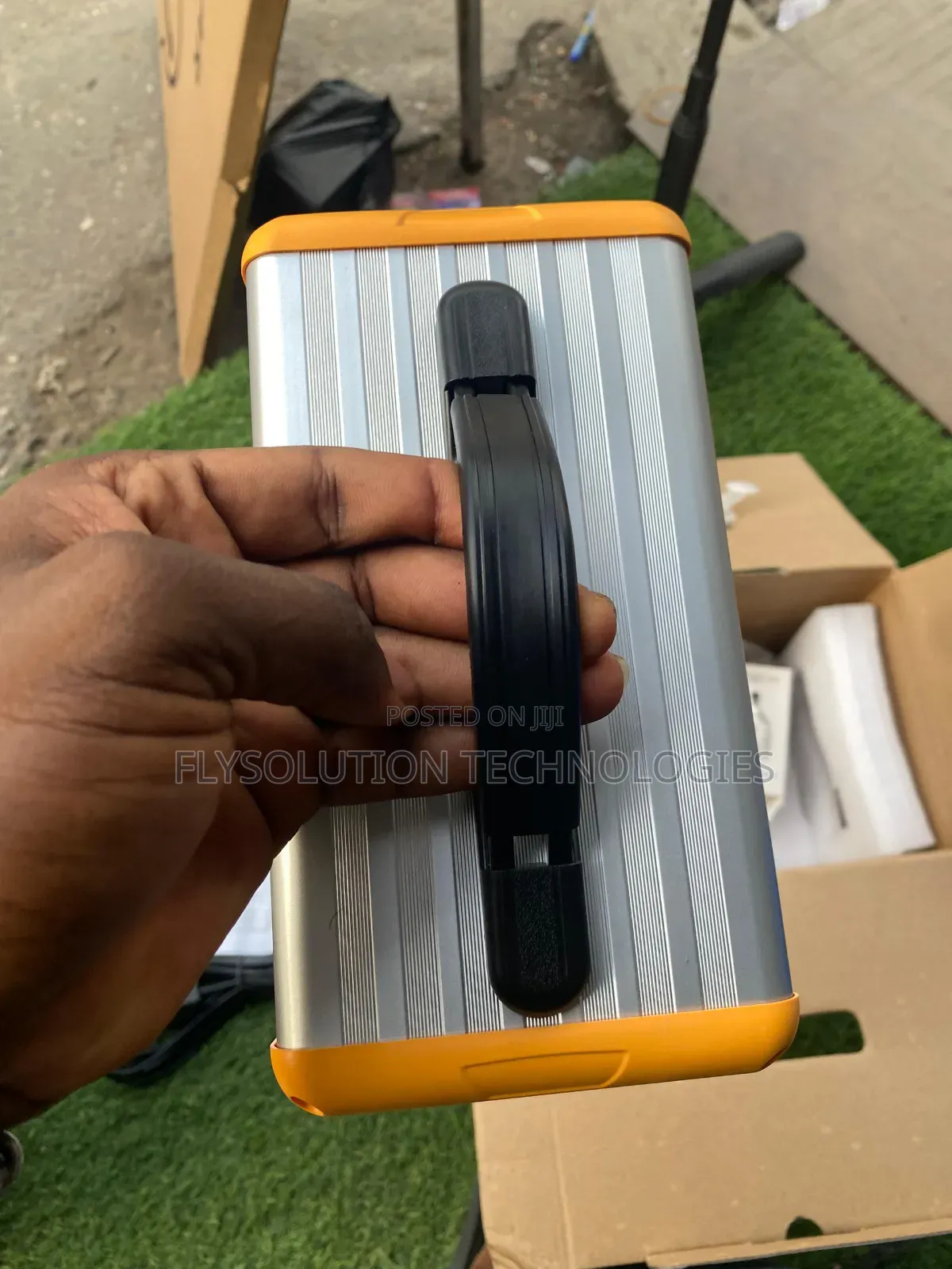 300w Portable Solar Generator Power Station With Solar Panel