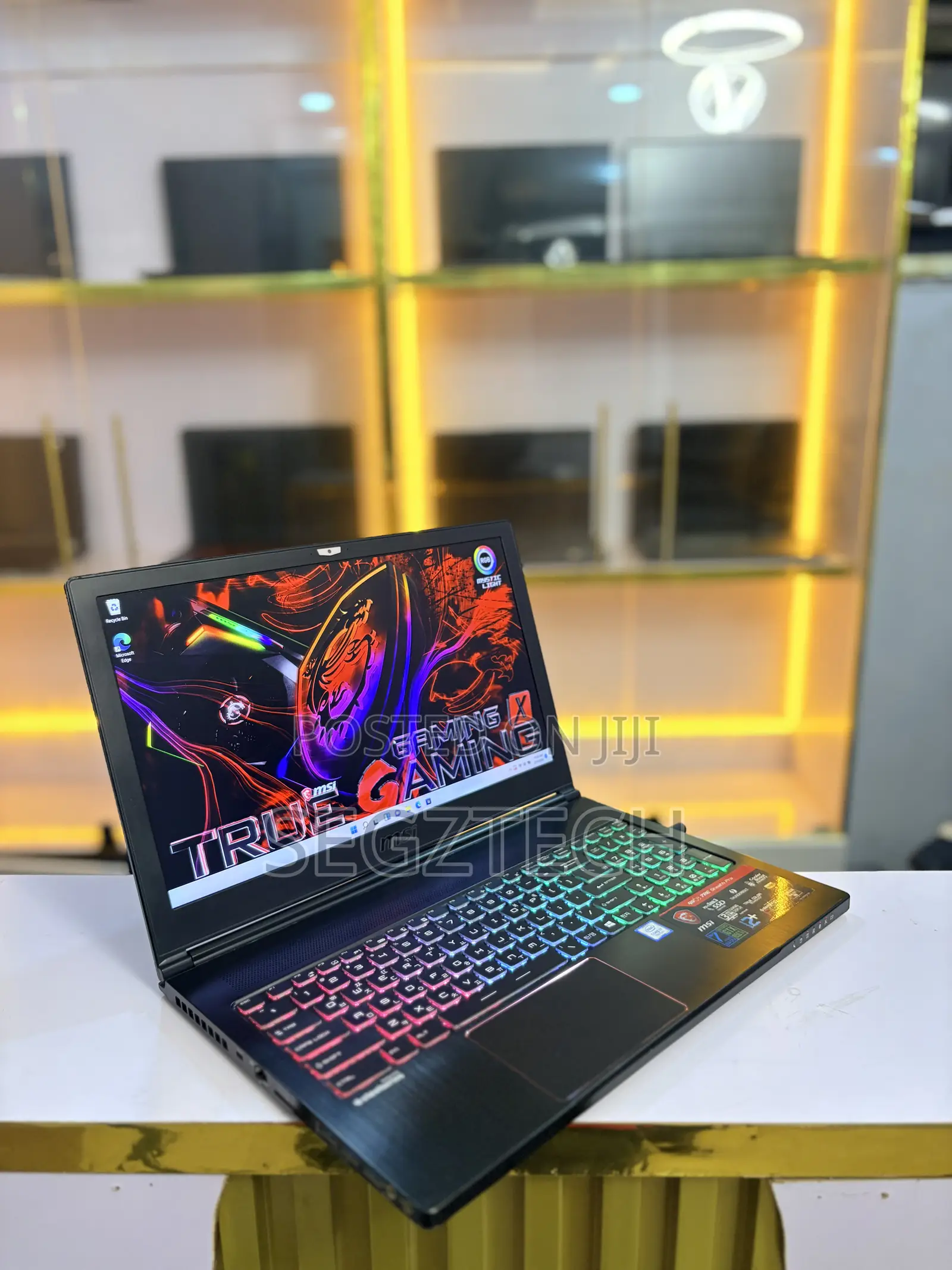Laptop MSI GS63 7RE Stealth Pro 16GB Intel Core i7 SSD 256GB