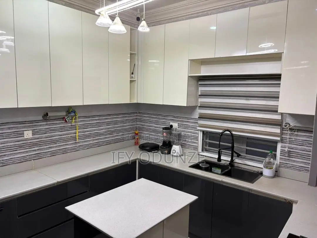 Furnished 4bdrm Apartment in Jahi for rent