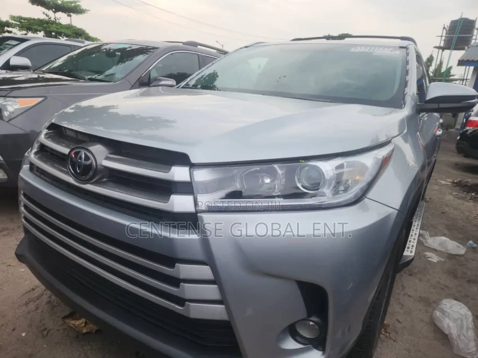 Toyota Highlander XLE 4dr SUV AWD (3.5L 6cyl 6A) 2014 Silver