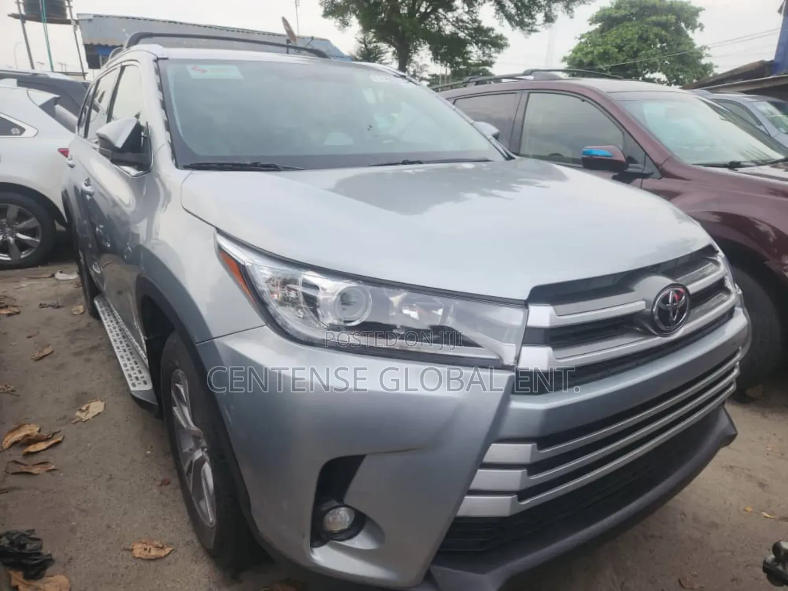 Toyota Highlander XLE 4dr SUV AWD (3.5L 6cyl 6A) 2014 Silver