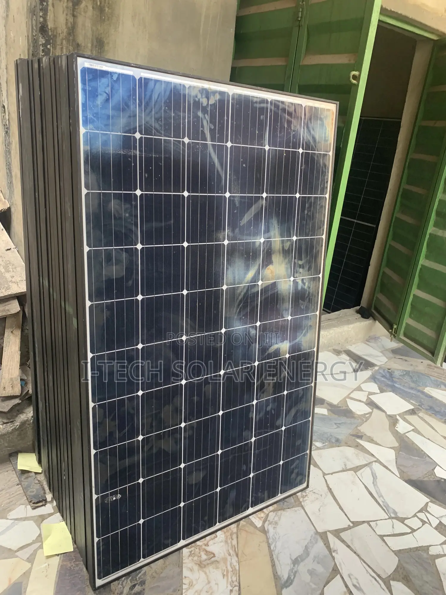350watts Jinko Solar Panels