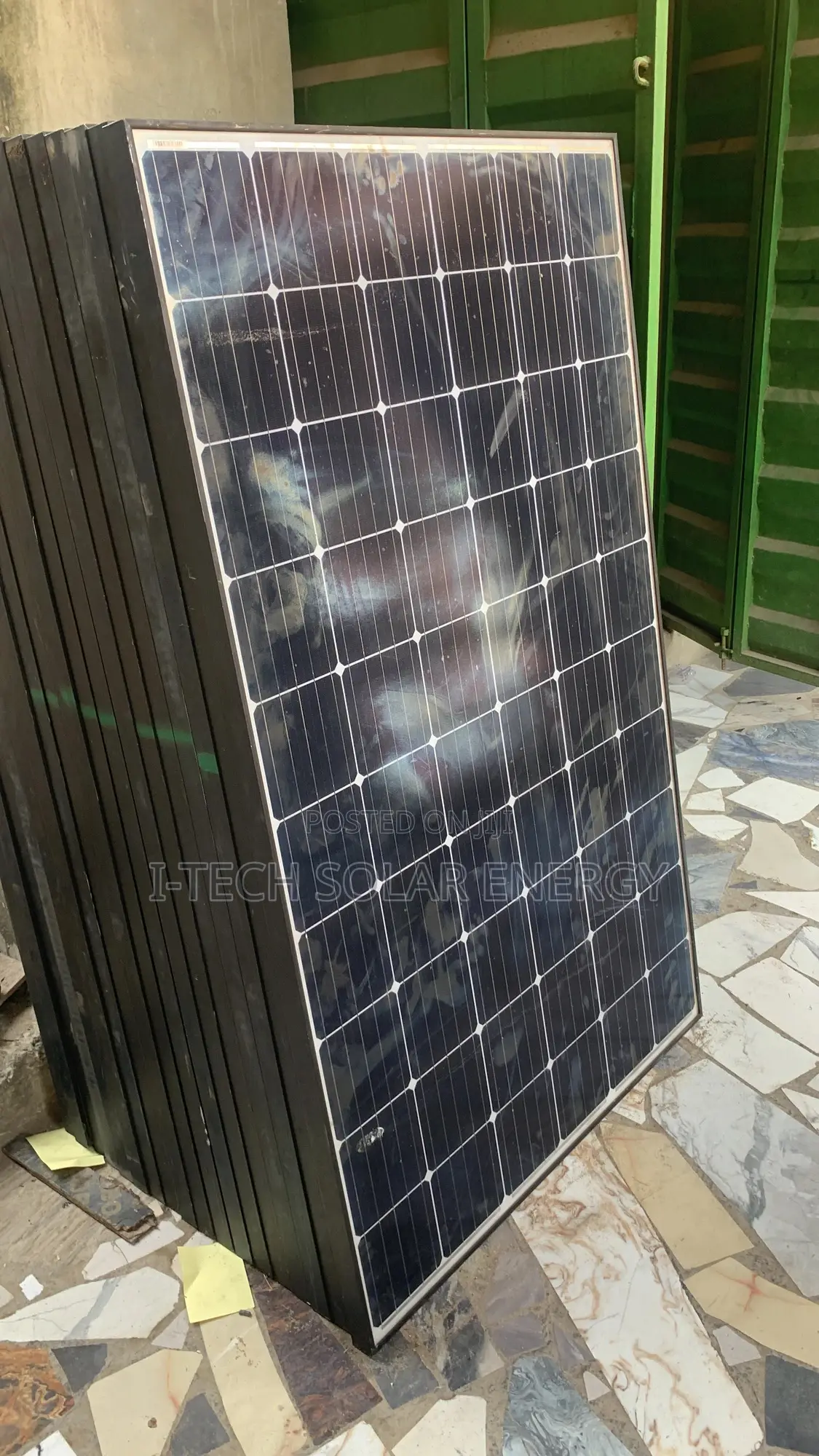 350watts Jinko Solar Panels