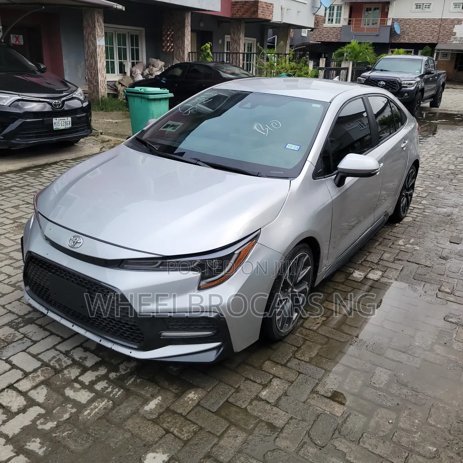 Toyota Corolla SE 2020 Silver