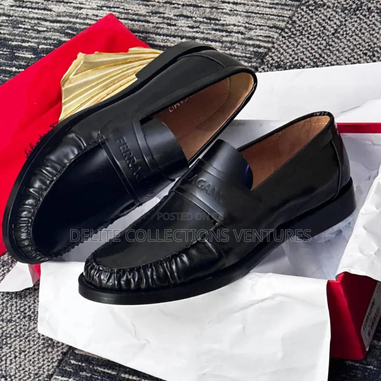 Salvatore Ferragamo Embossed-Gancio Loafers. 
Size: 40-46.