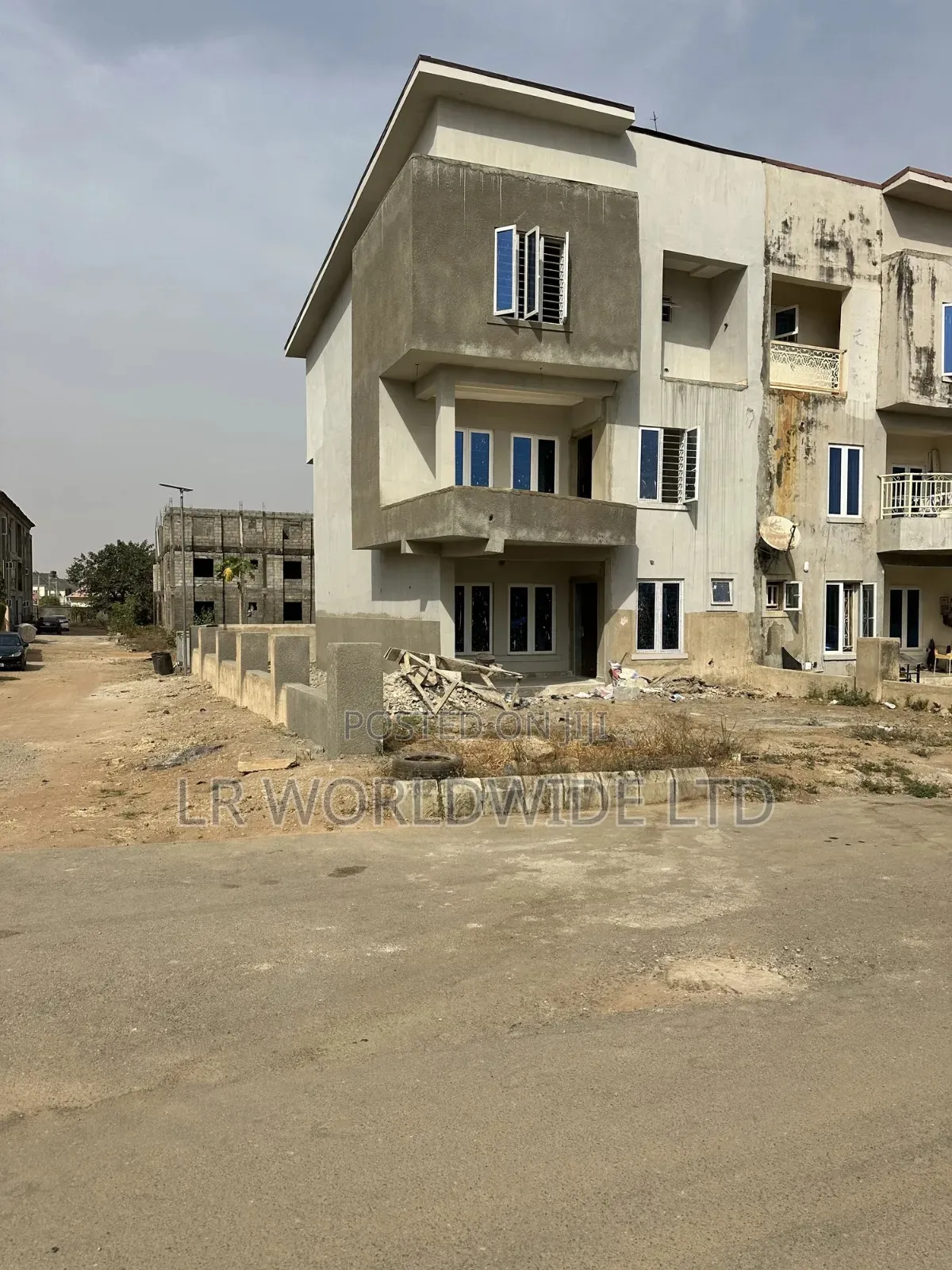 Furnished 4bdrm Townhouse/Terrace in Lugbe District for Sale