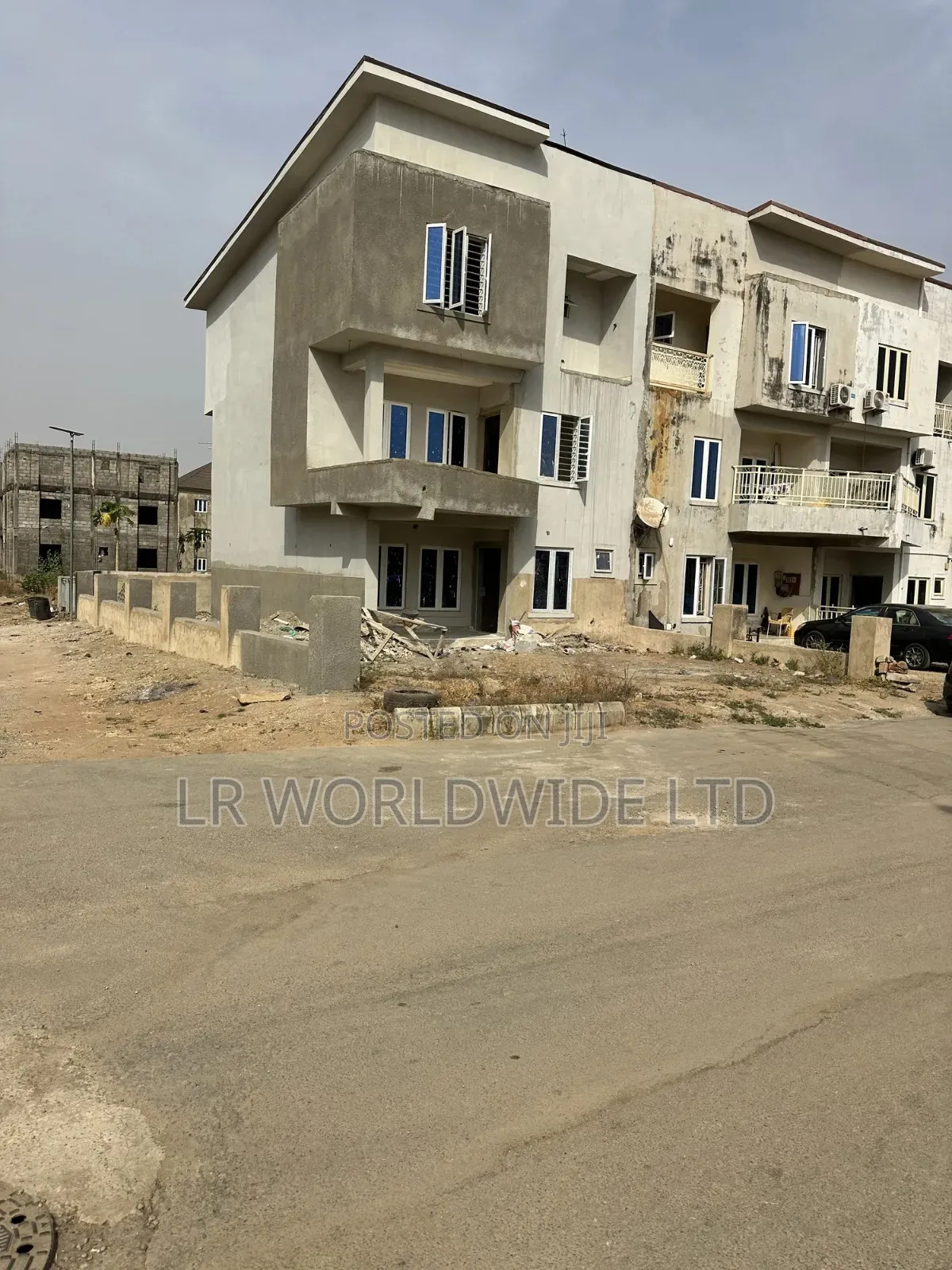 Furnished 4bdrm Townhouse/Terrace in Lugbe District for Sale