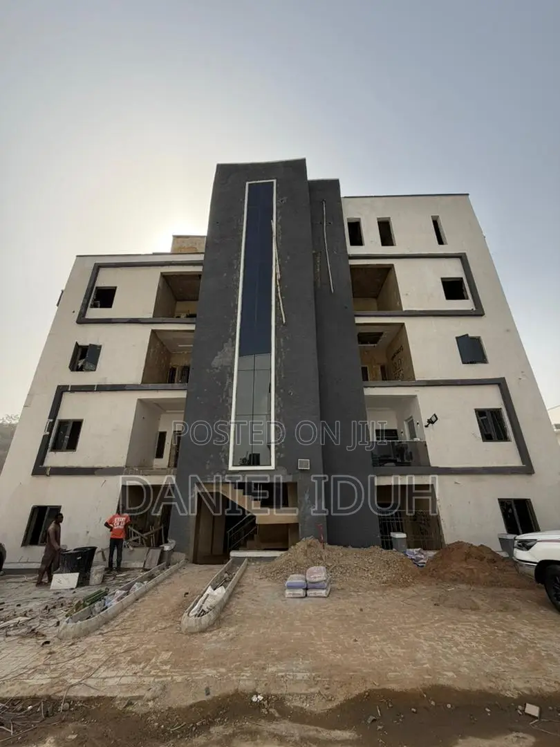 3bdrm Apartment in Area 11 for sale