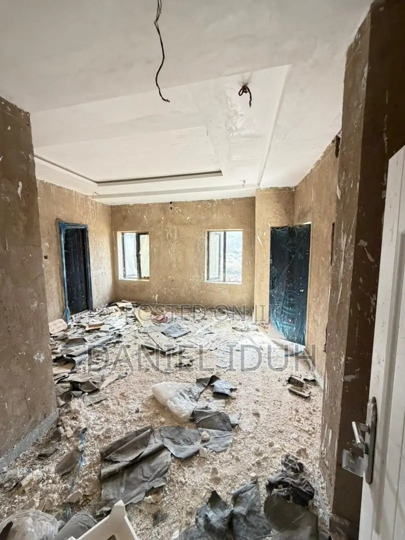 3bdrm Apartment in Area 11 for sale