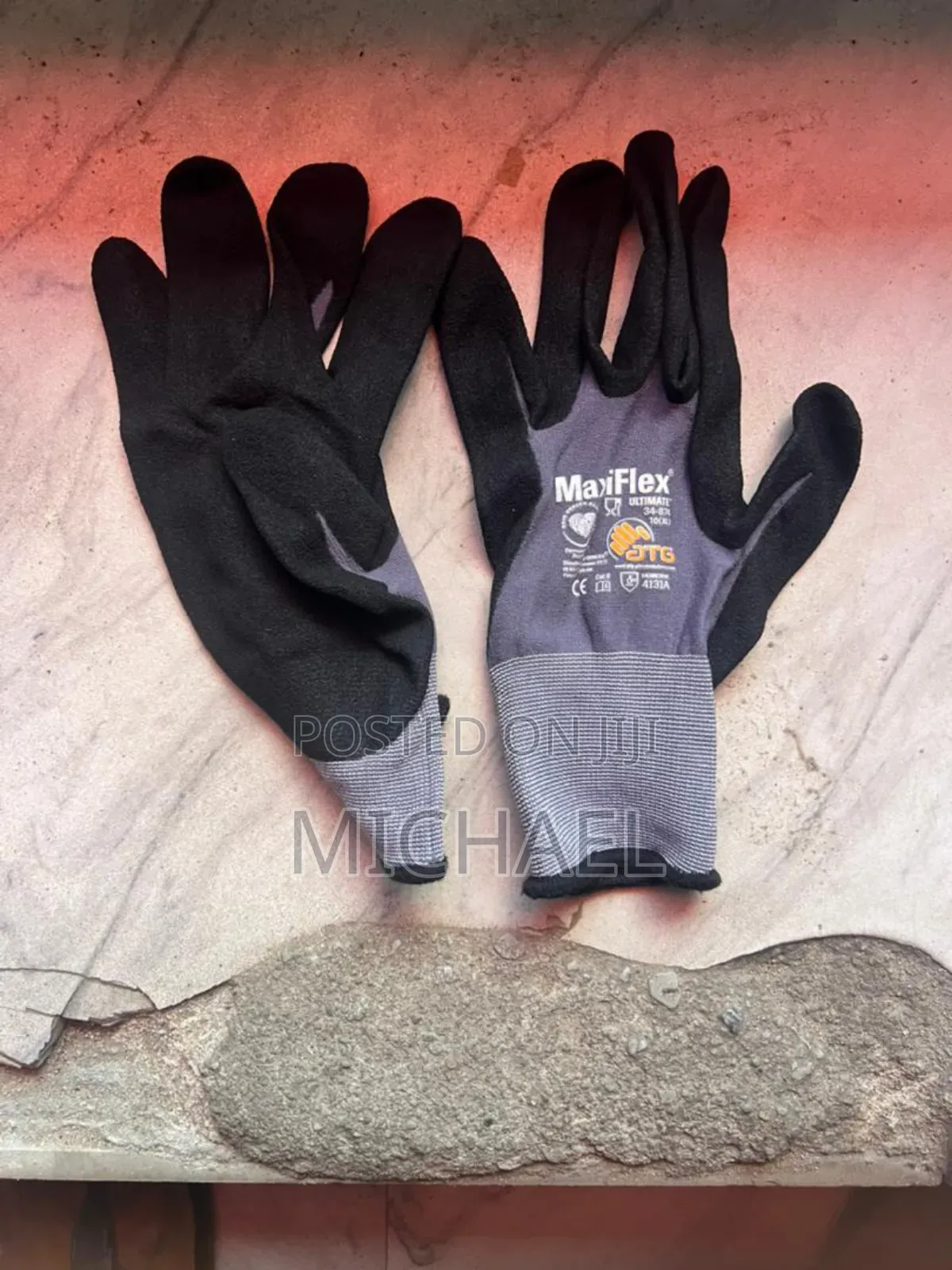 Maxi Flex Ultimate Hand Gloves