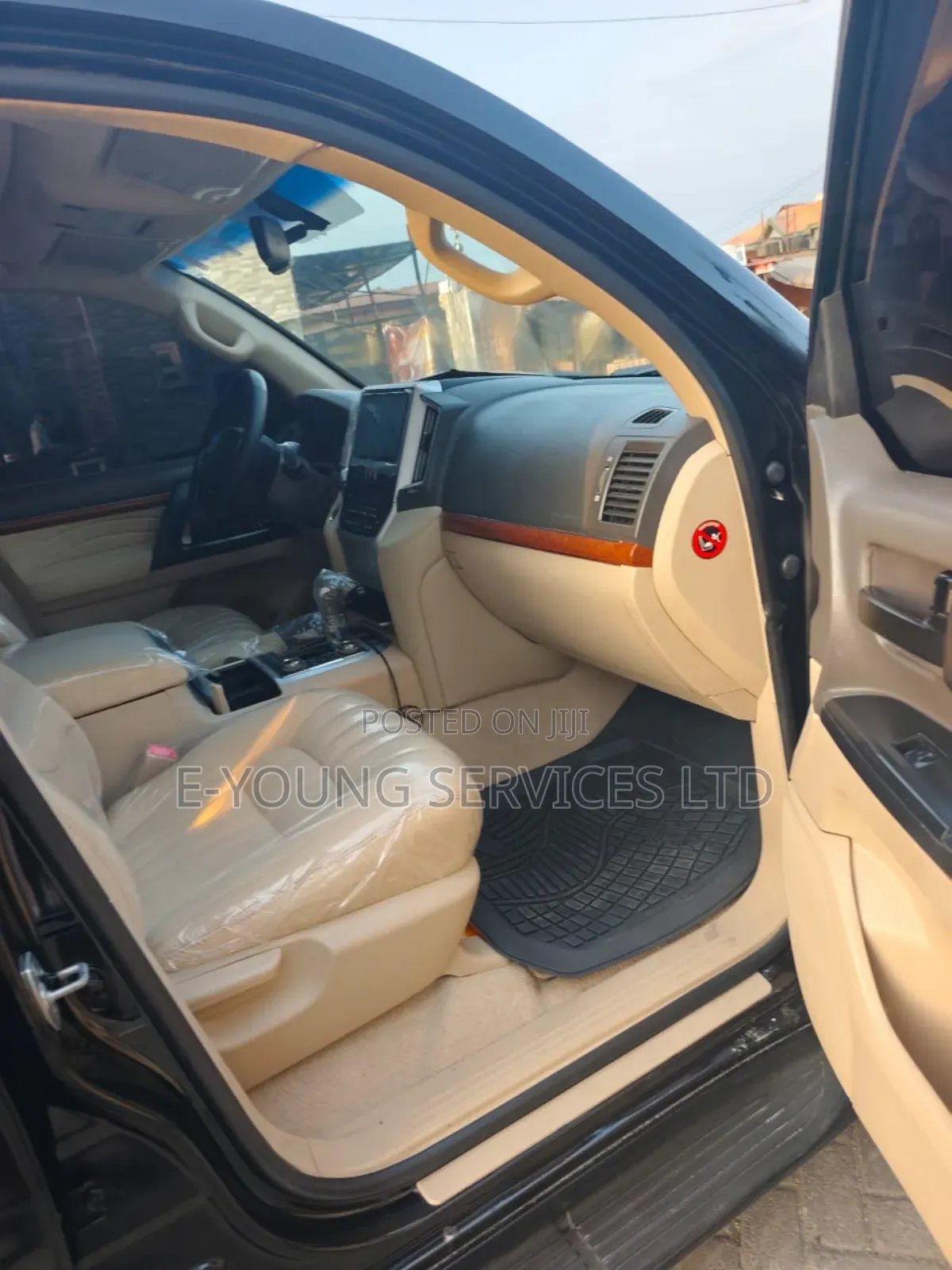 Toyota Land Cruiser 4.5 V8 GX-R 2013 Black