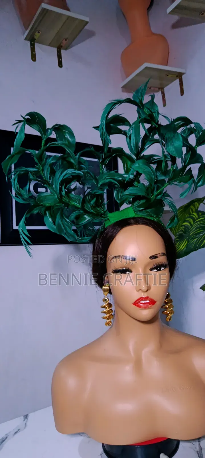 Green Fascinator