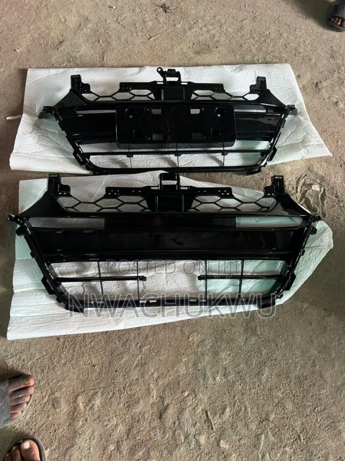 Honda Accord 018 Down Grille