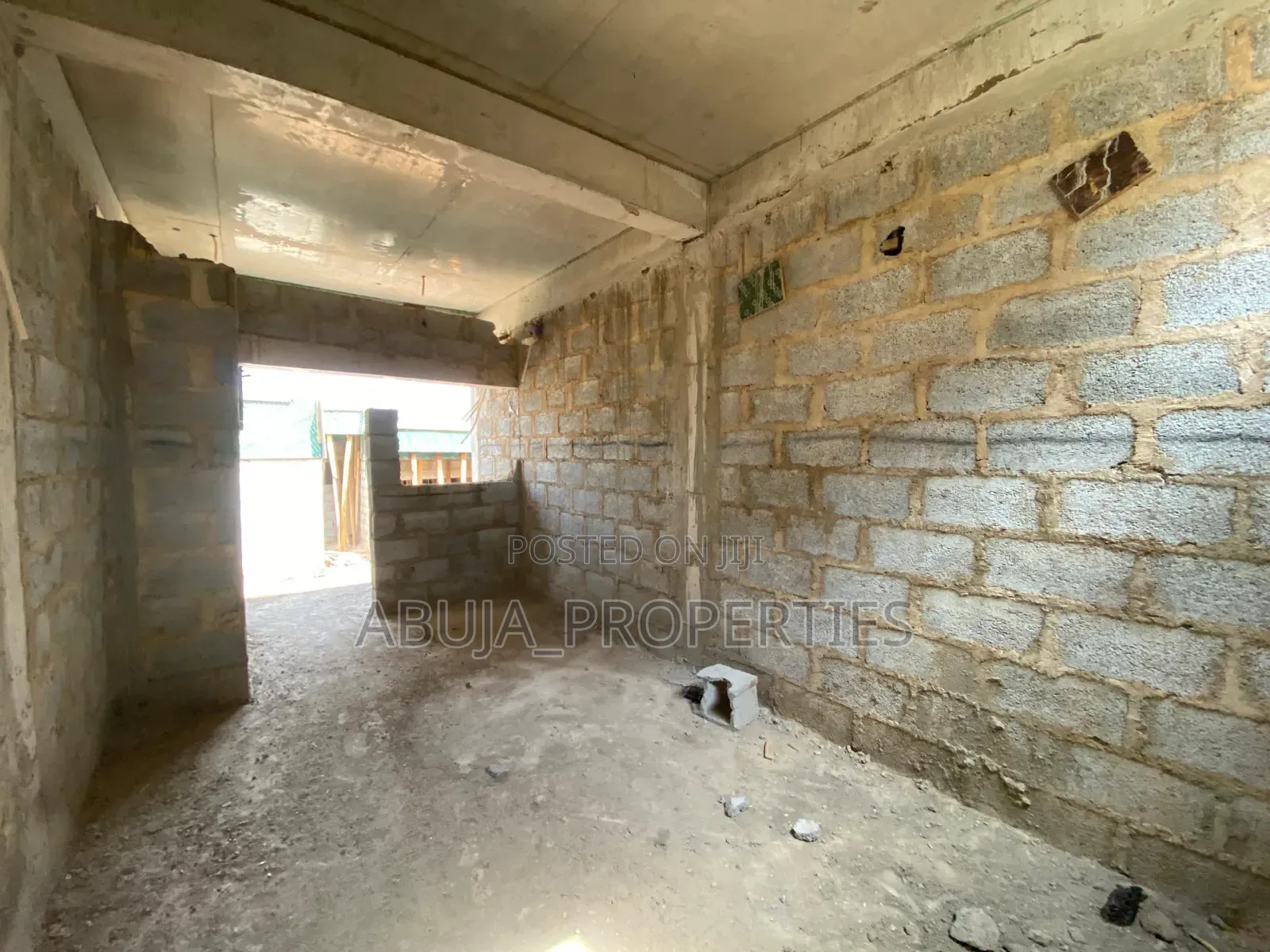 4bdrm Duplex in In A Secured Estate, Life Camp for sale