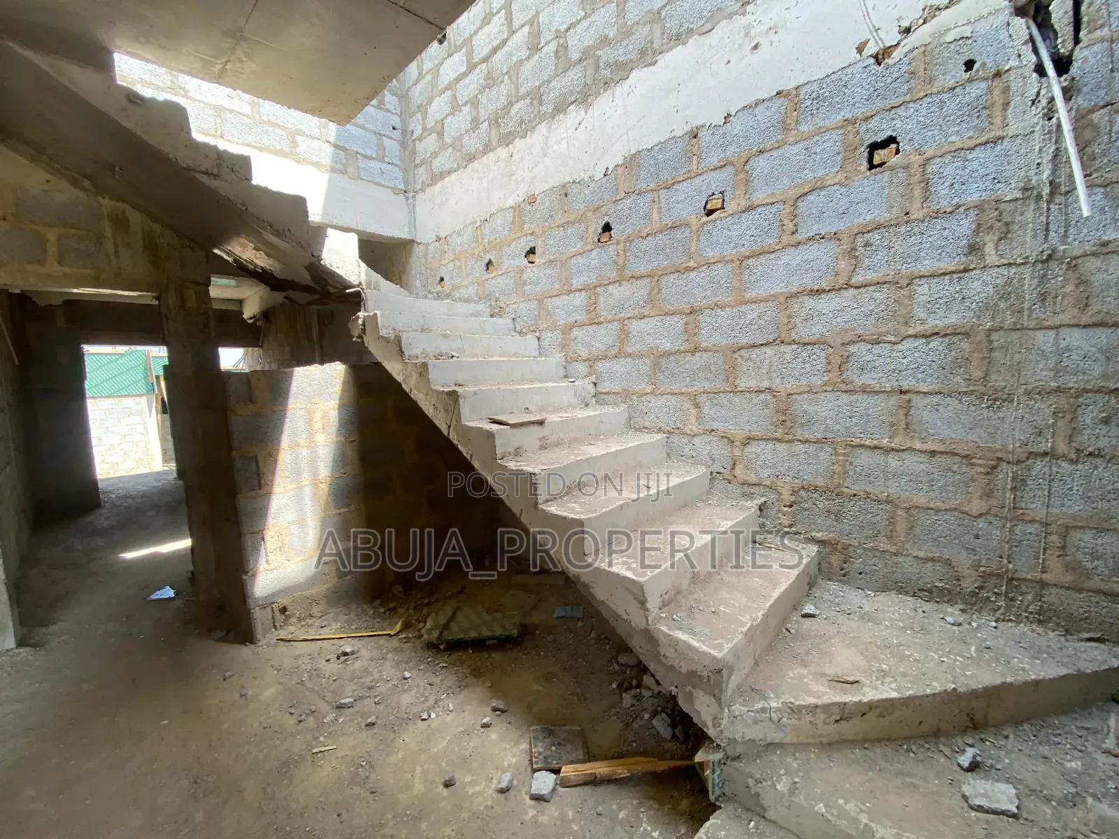 4bdrm Duplex in In A Secured Estate, Life Camp for sale
