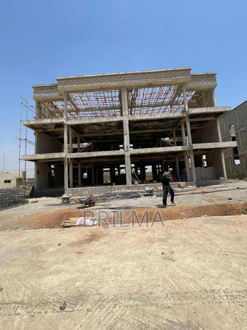 5bdrm Duplex in Life Camp for sale