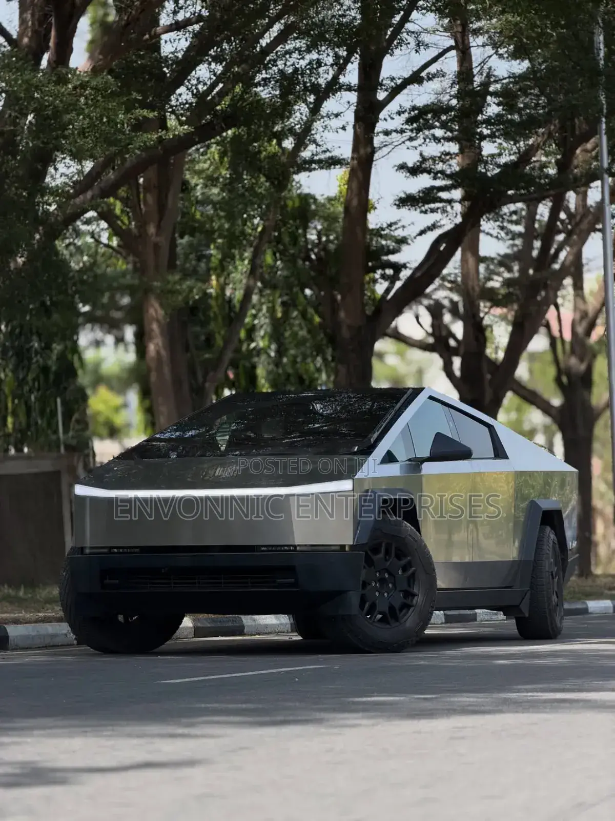New Tesla Cybertruck Cyberbeast AWD 2025 Gold