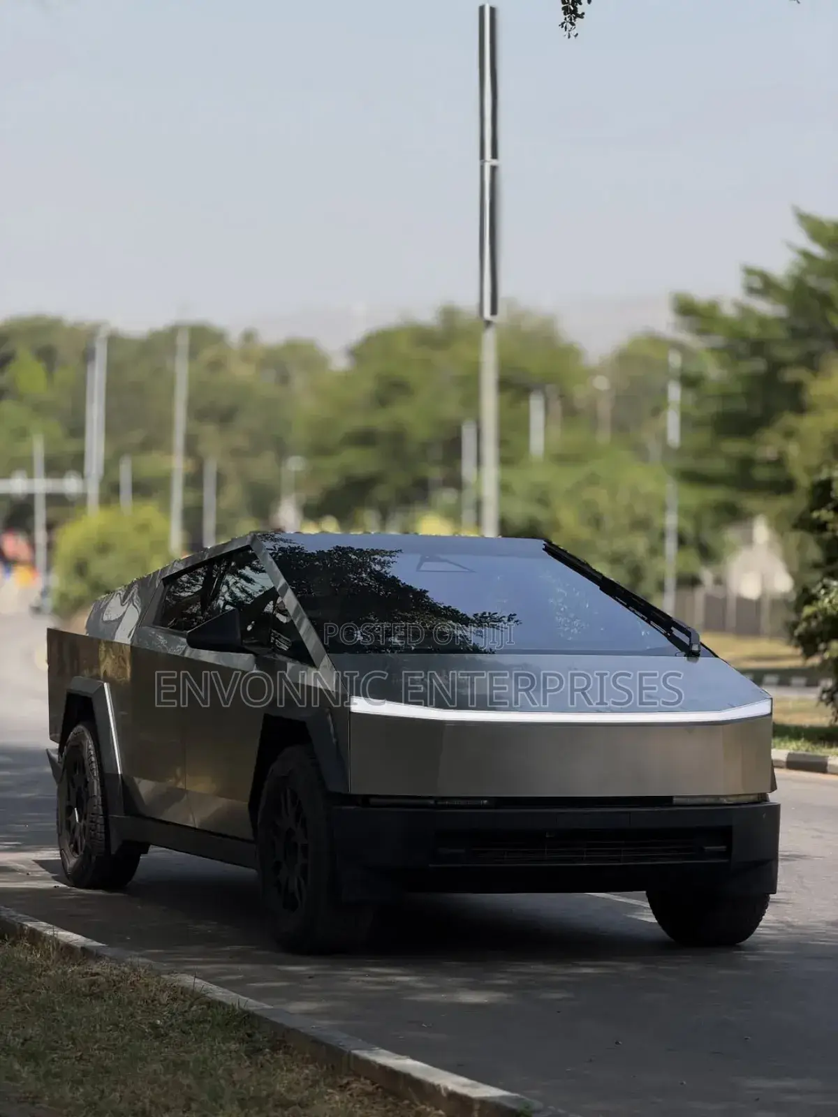 New Tesla Cybertruck Cyberbeast AWD 2025 Gold