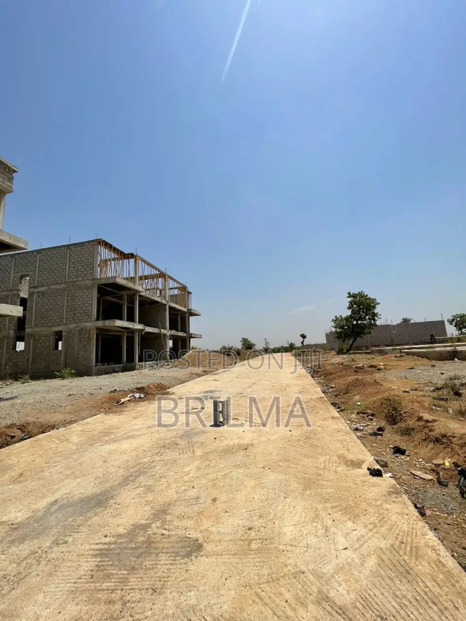 5bdrm Duplex in Life Camp for sale