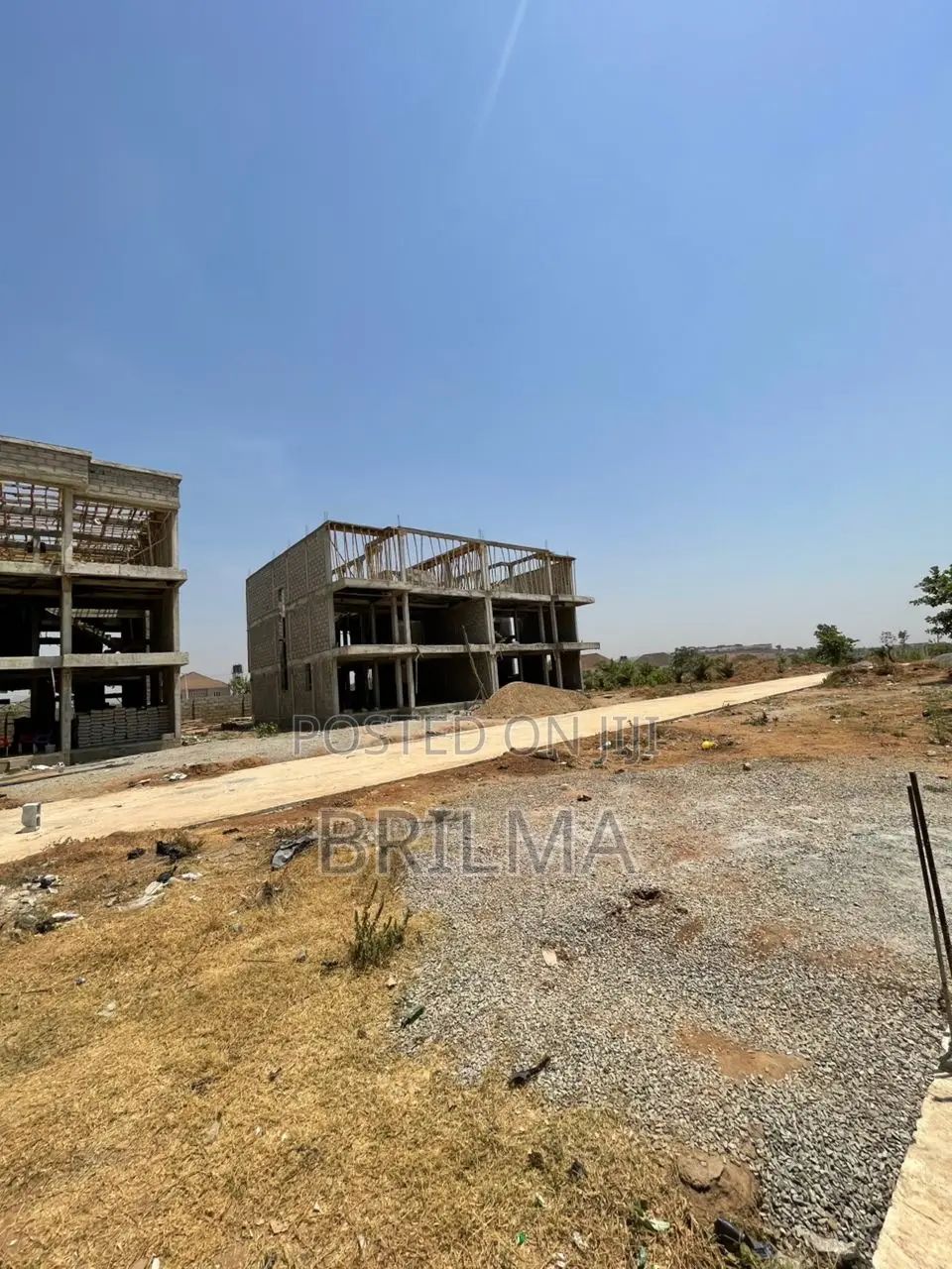 5bdrm Duplex in Life Camp for sale