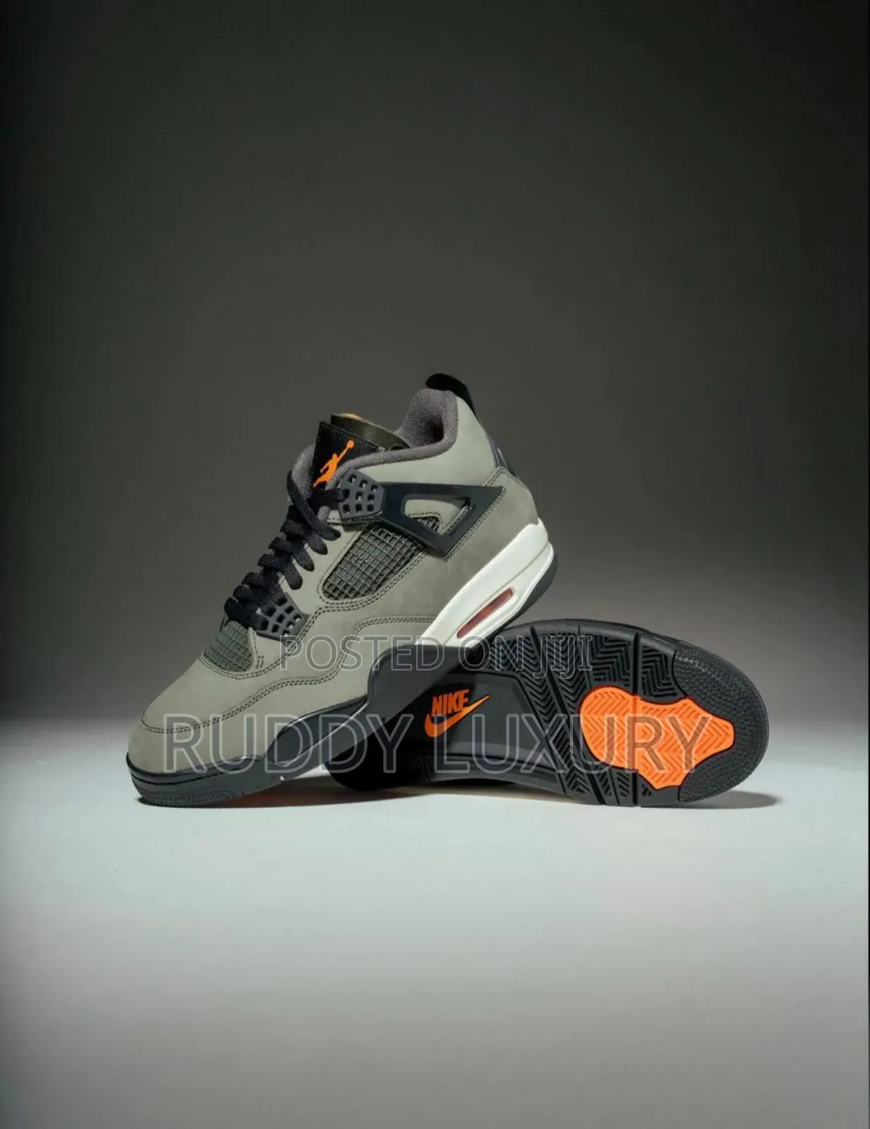 Air Jordan 4