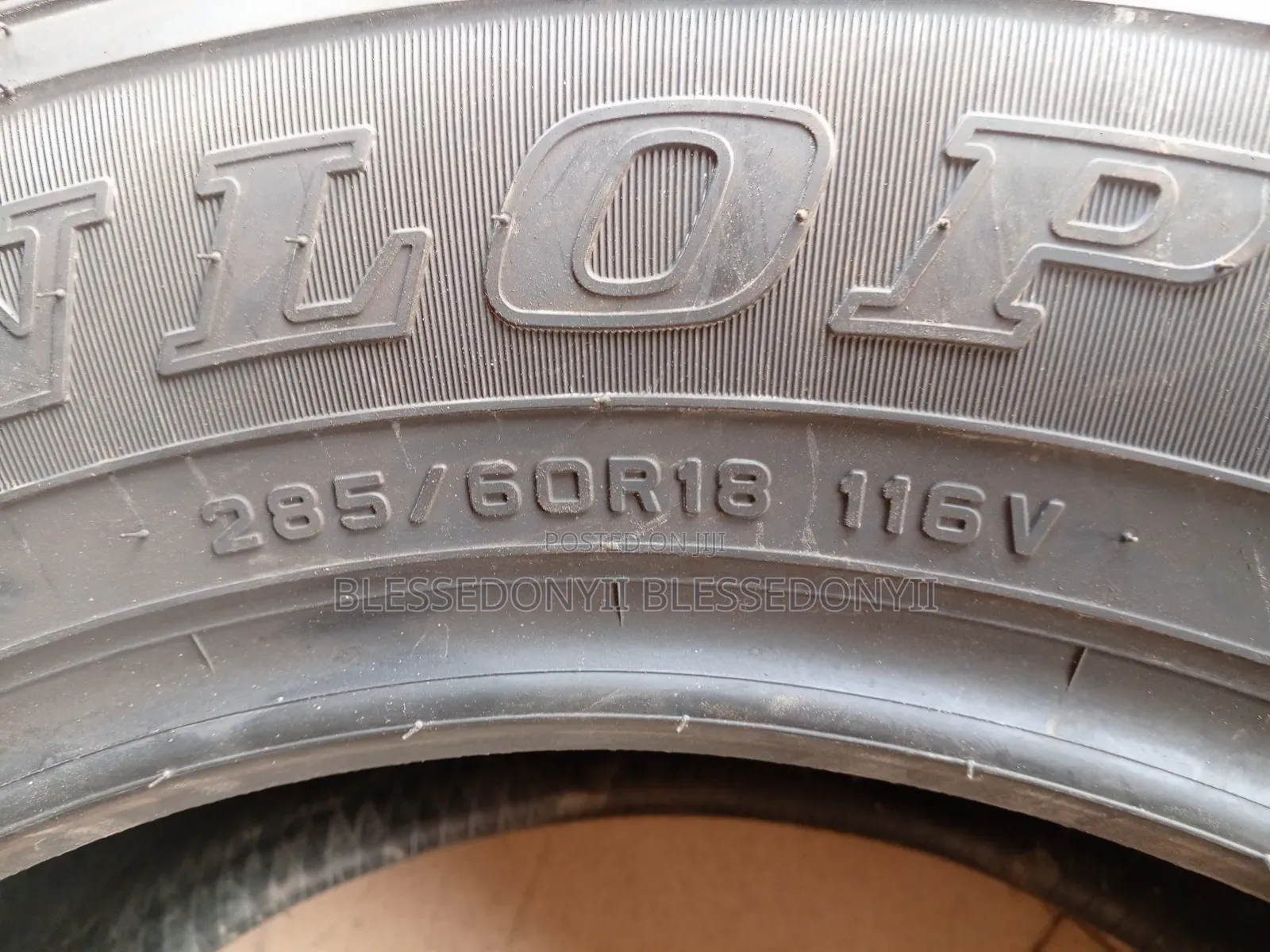 285/60/18 Dunlop