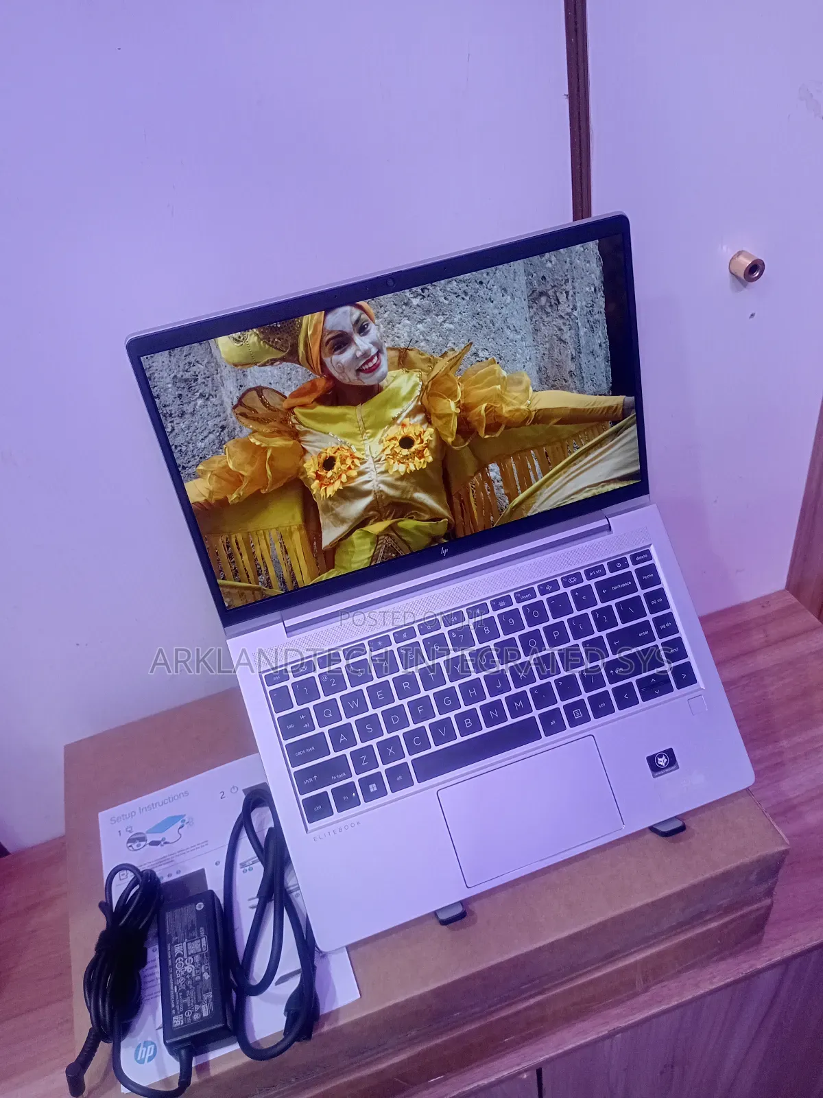 New Laptop HP 255 16GB AMD Ryzen 5 SSD 256GB