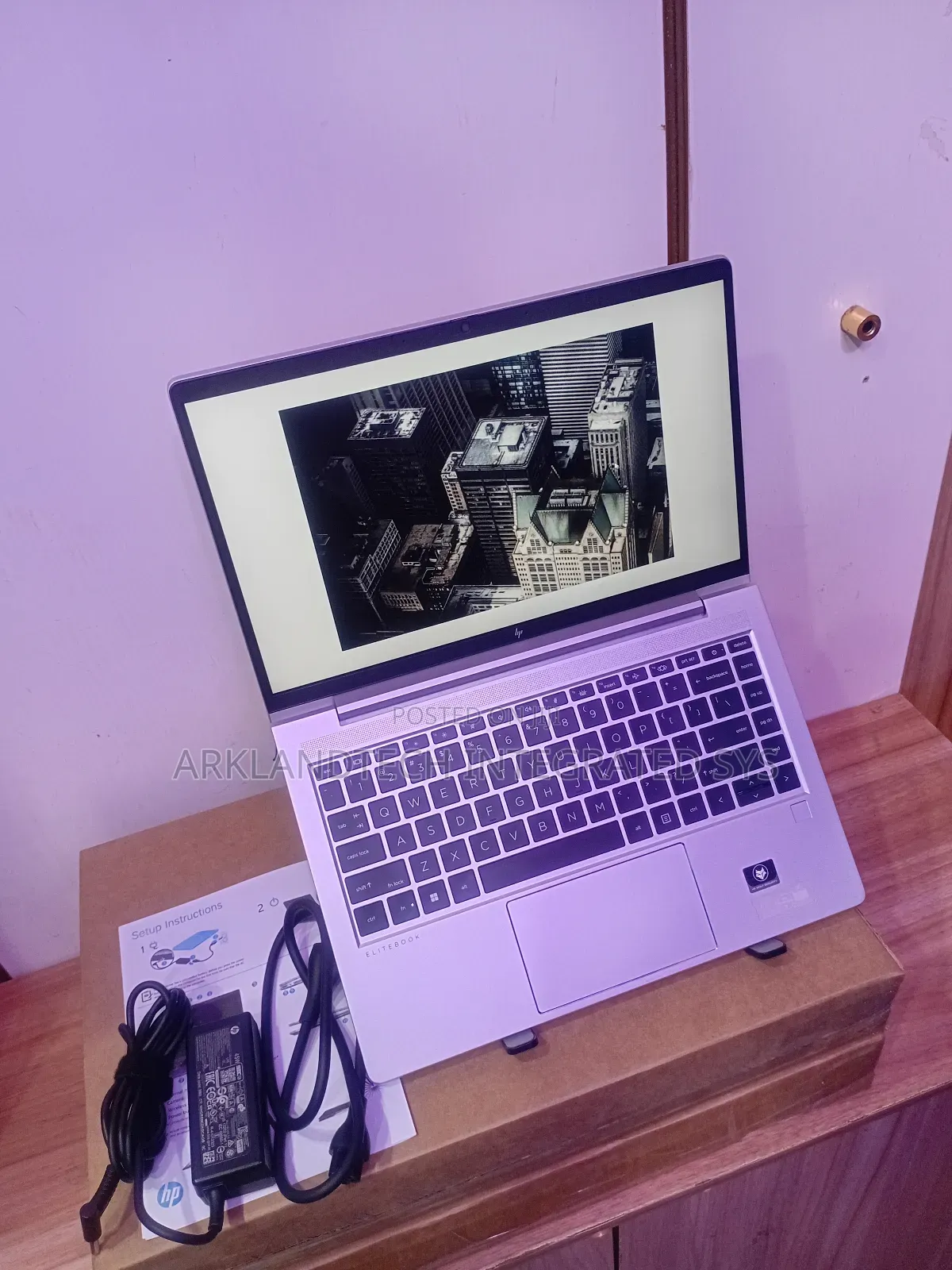New Laptop HP 255 16GB AMD Ryzen 5 SSD 256GB