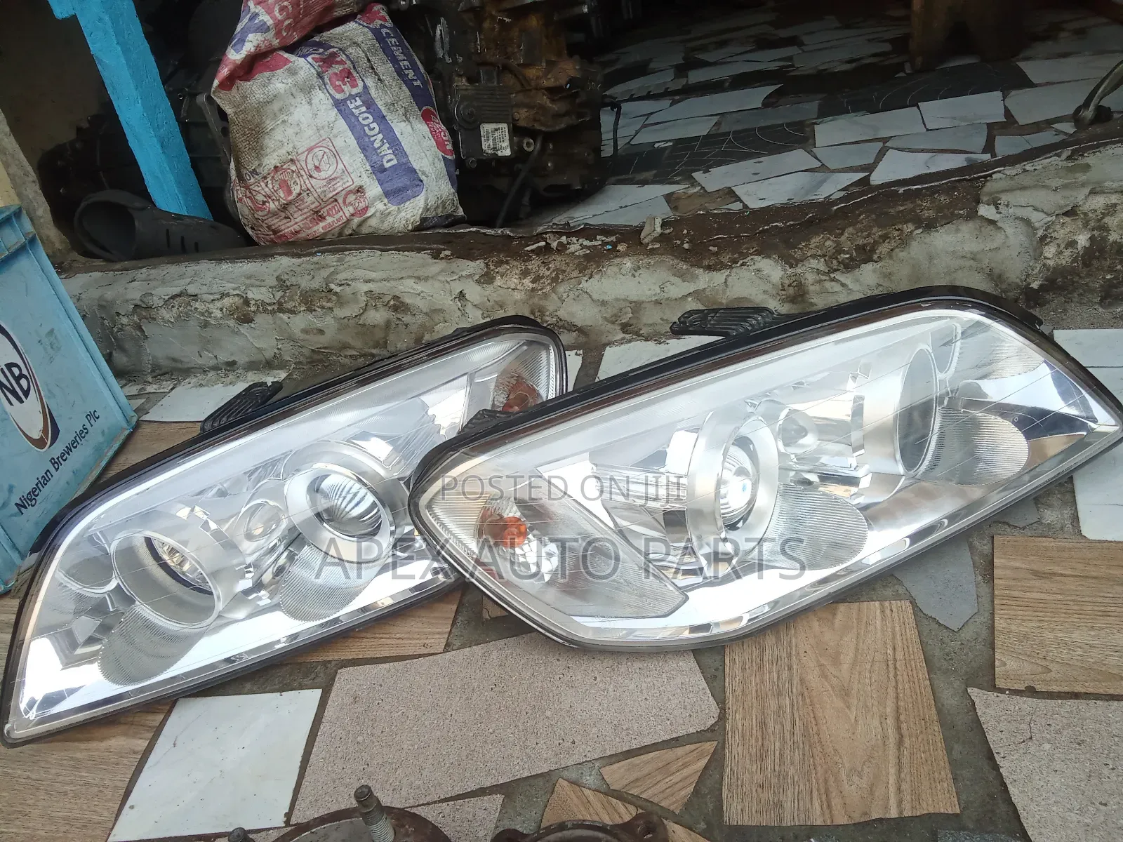 Clean Tokunbo Front Headlights for Chevrolet Captiva (Complete Set)