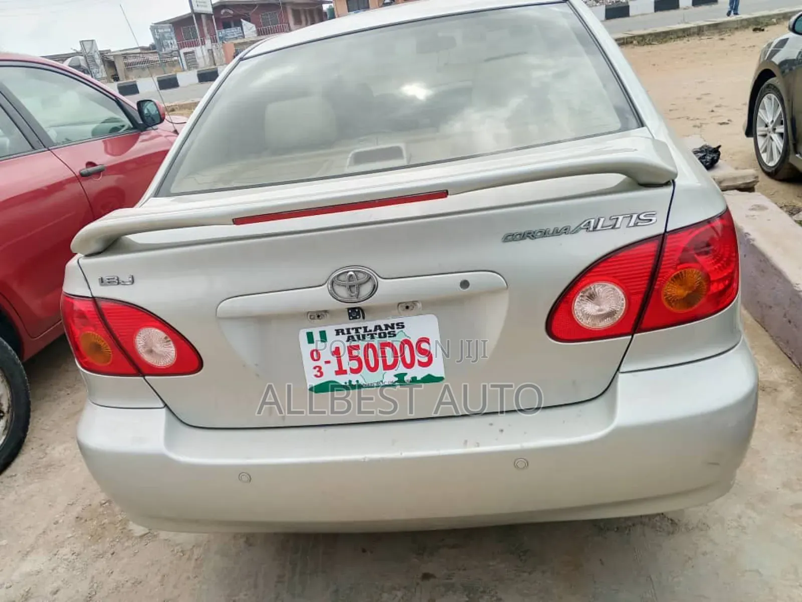 Toyota Corolla LE 2004 Gold