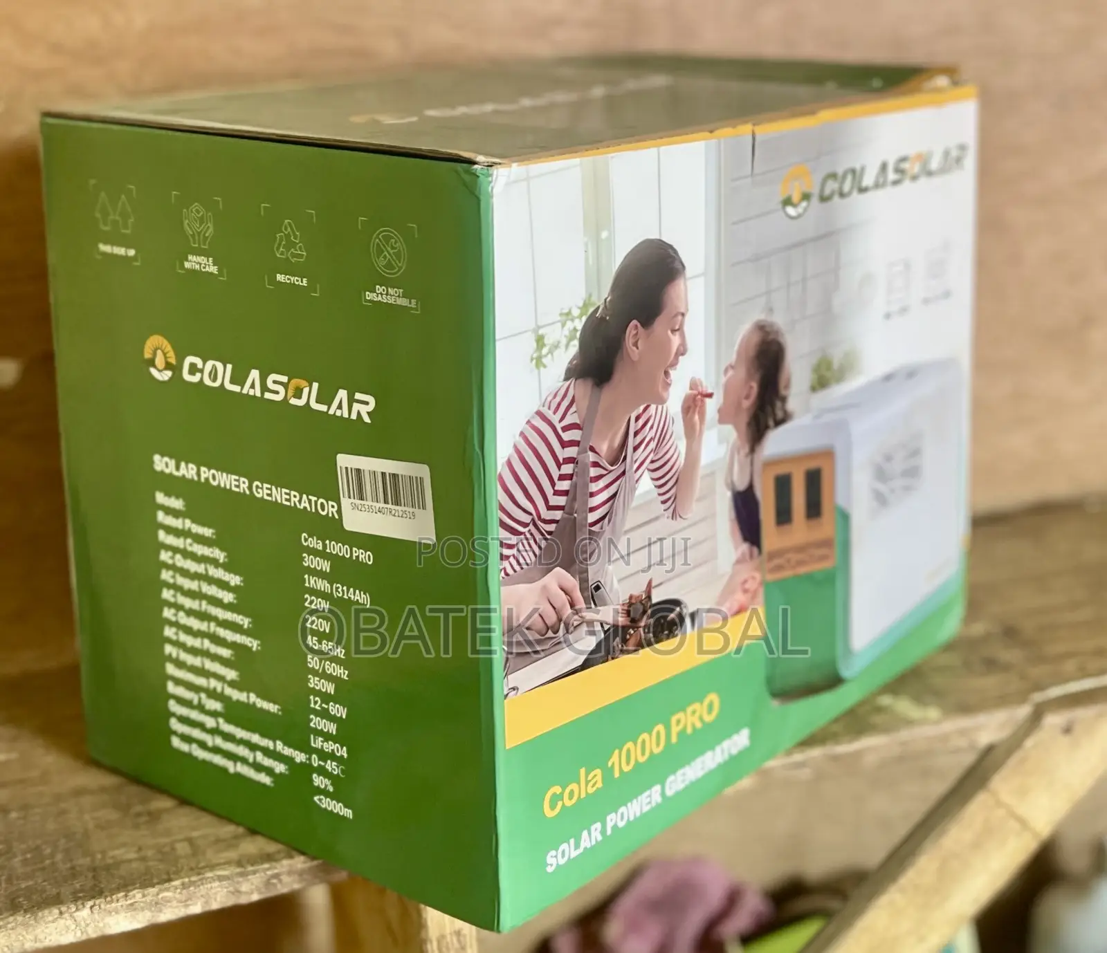 Cola 1000 Pro Solar Generator