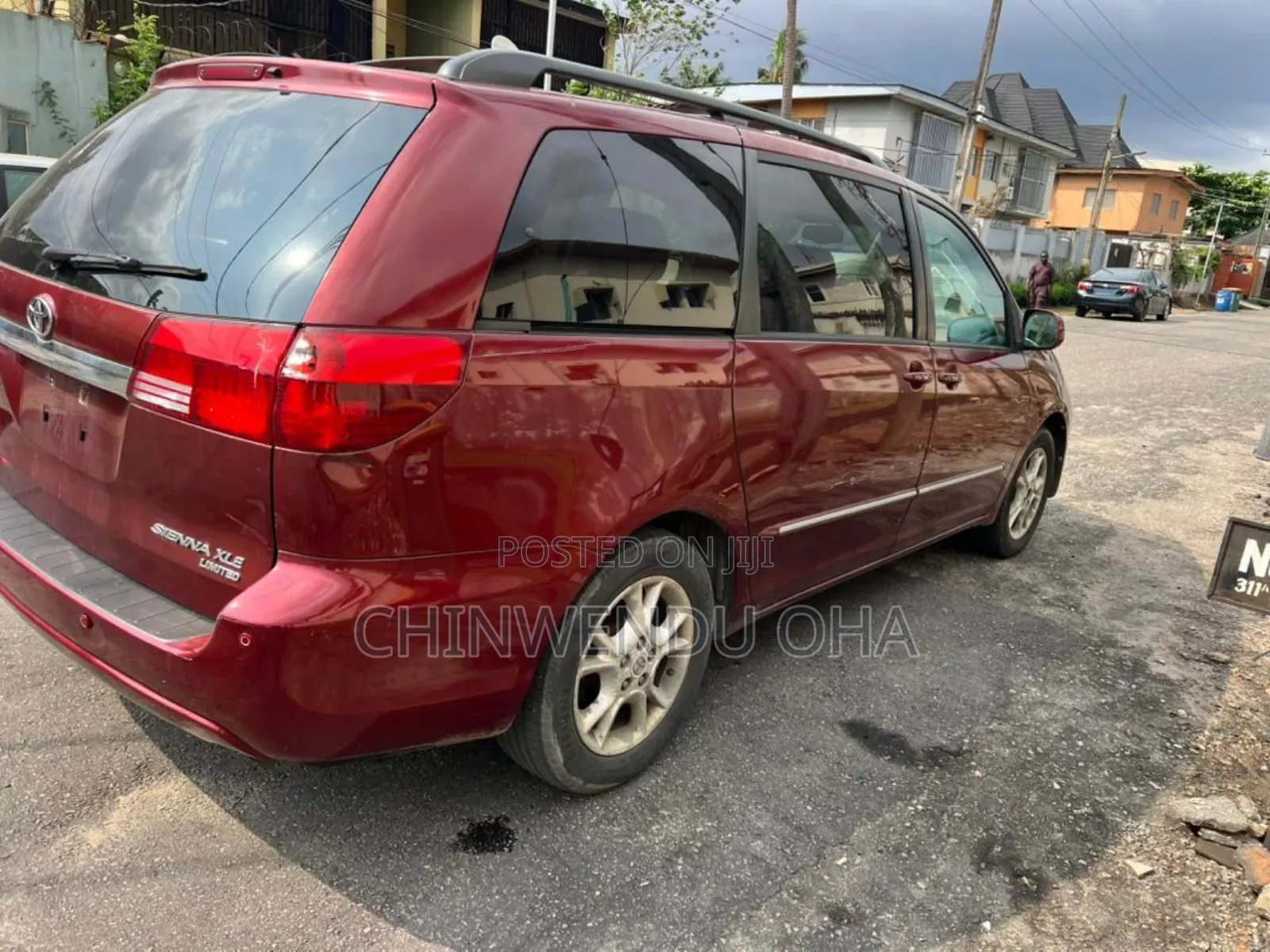 Toyota Sienna 2005 Red