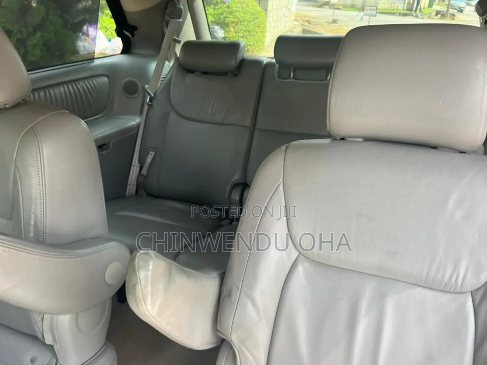 Toyota Sienna 2005 Red