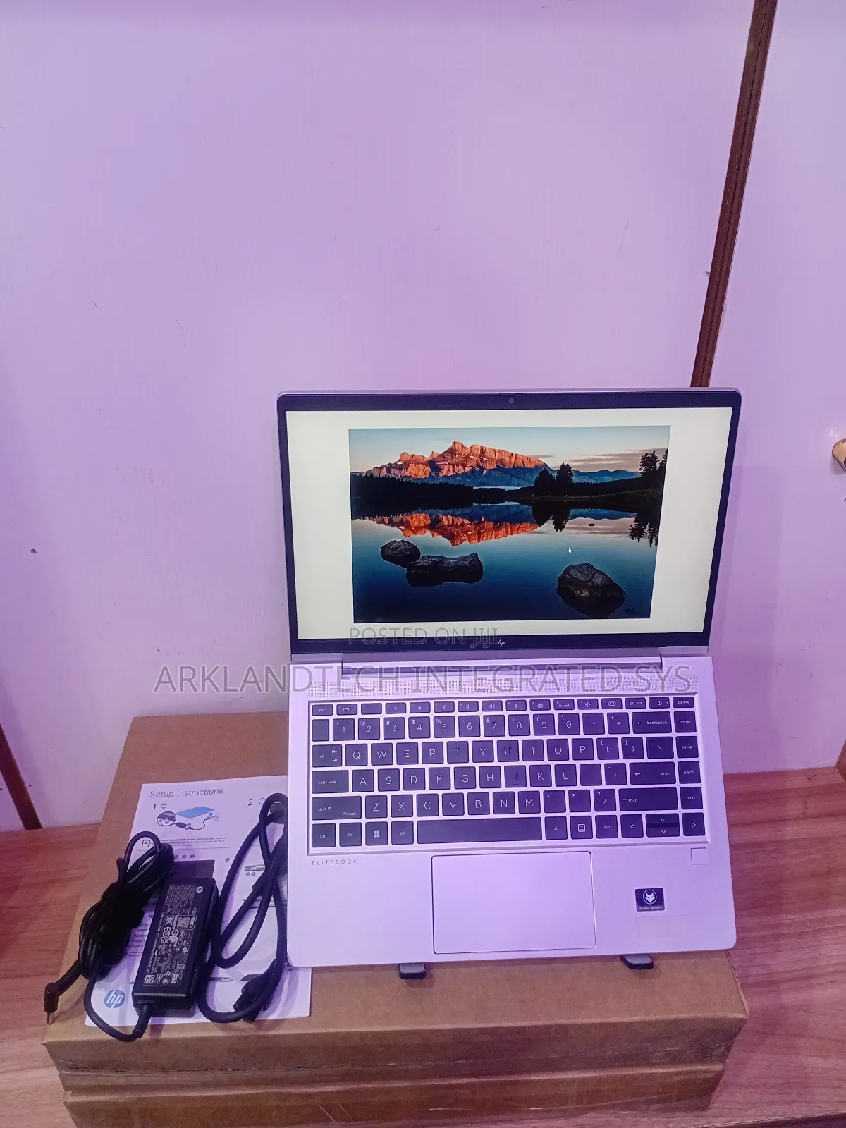 New Laptop HP 3125 16GB AMD Ryzen 5 SSD 256GB