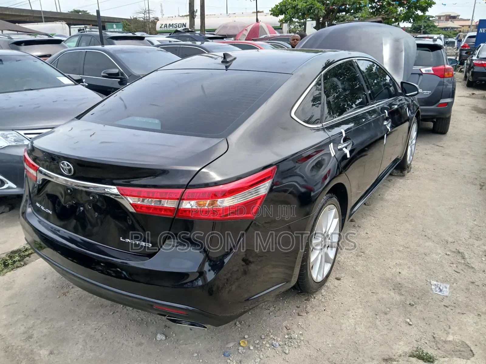Toyota Avalon Limited 4dr Sedan (3.5L 6cyl 6A) 2015 Black