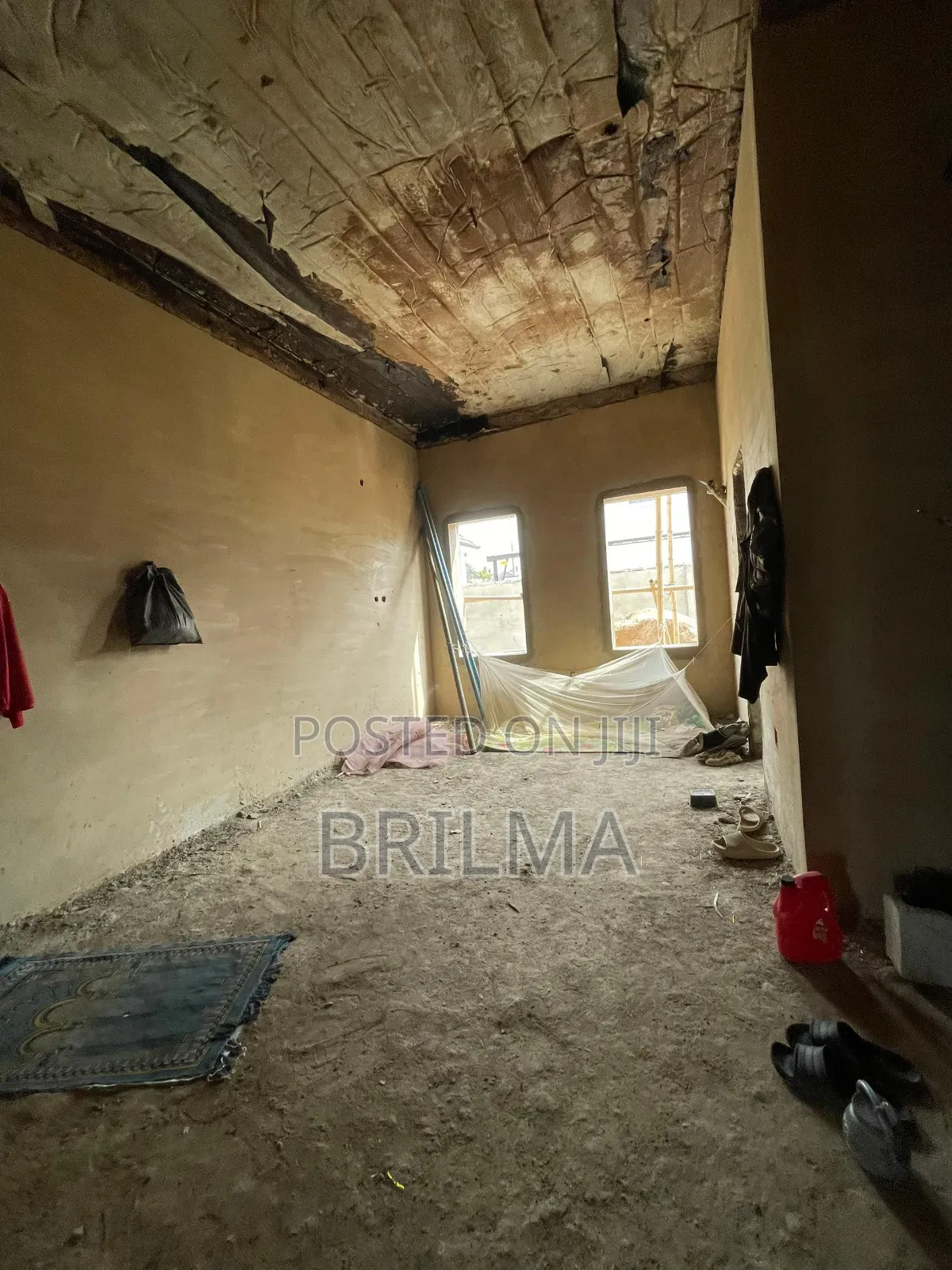 6bdrm Duplex in Life Camp for sale