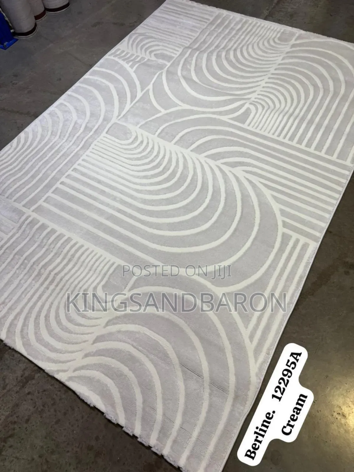 7×10fts Brown/Cream/Beige/Gray Turkey Center Rug