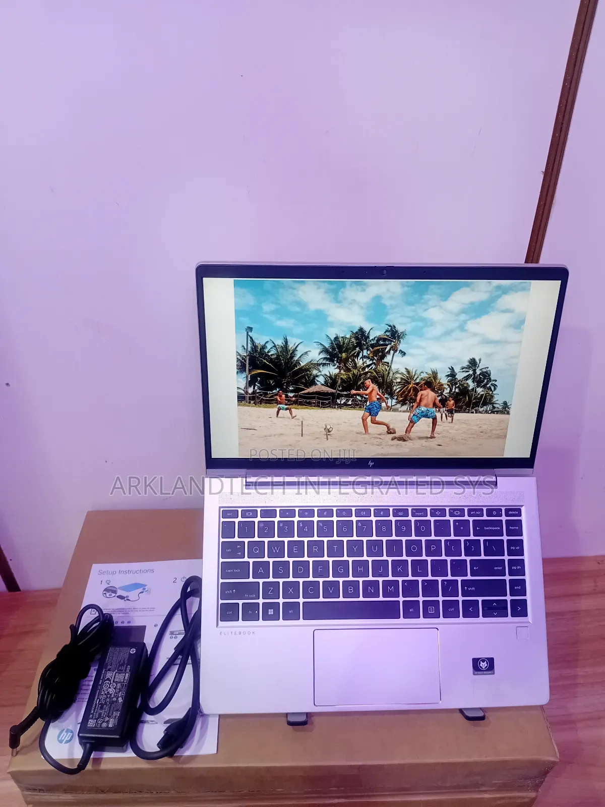 New Laptop HP 340s G7 16GB AMD Ryzen 5 SSD 256GB