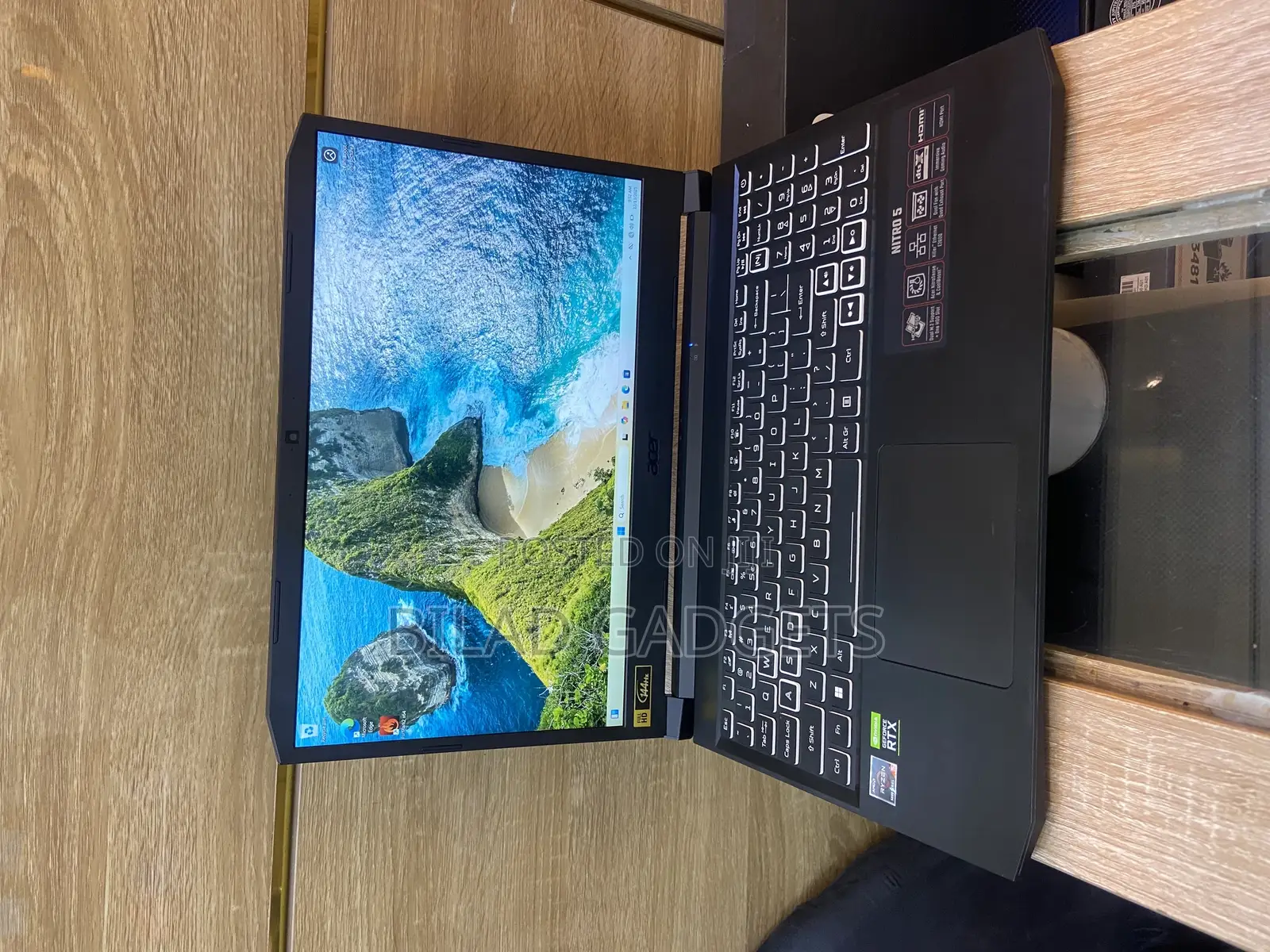 Laptop Acer Nitro 5 16GB AMD Ryzen 5 SSD 512GB
