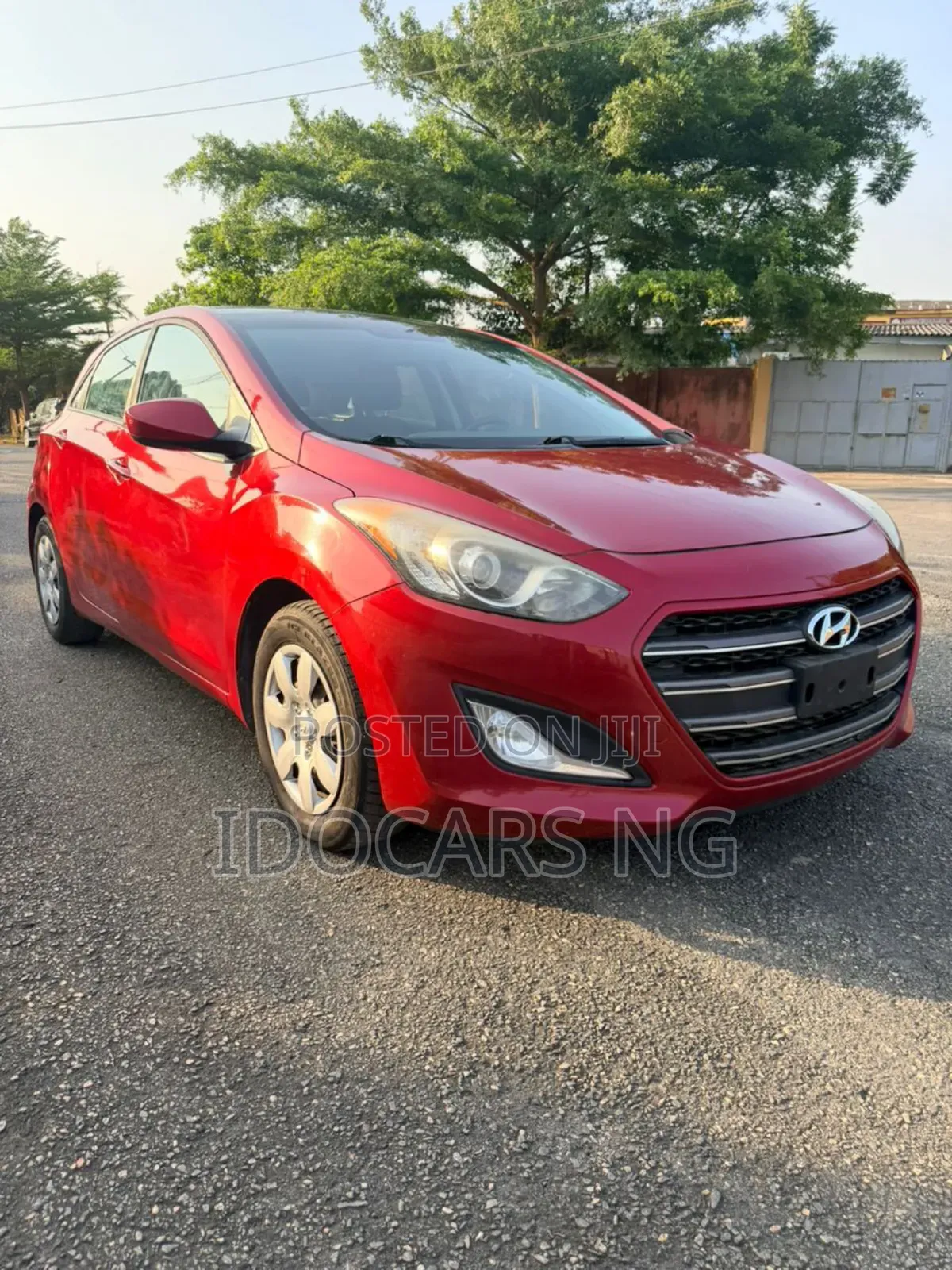 Hyundai Elantra Sport Sedan FWD (1.6L 4cyl 6M) 2017 Red